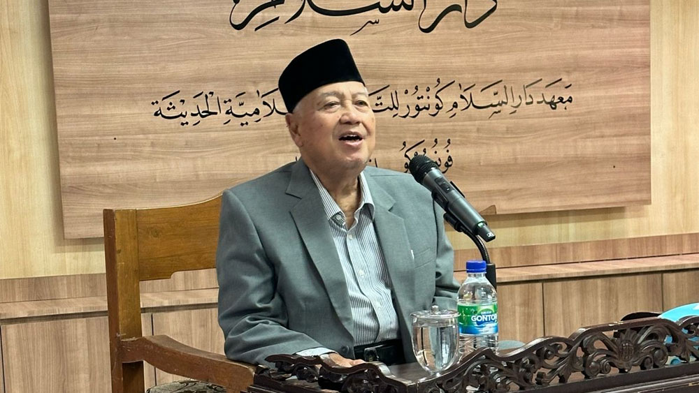 Wafatnya Prof. Dr. KH Amal Fathullah Zarkasyi: Putra KH Imam Zarkasyi yang Melanjutkan Estafet Pendidikan Pesantren Modern