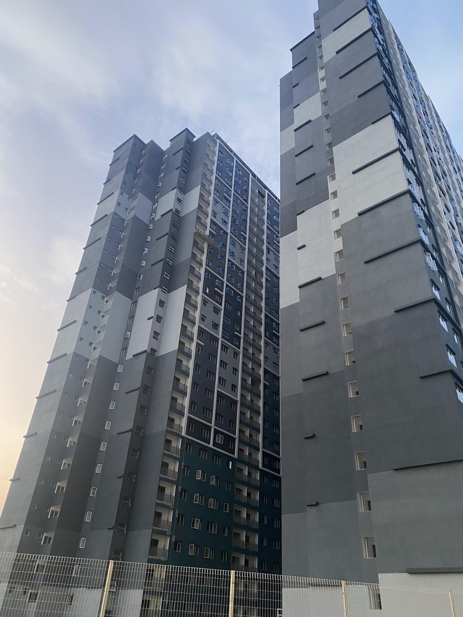 Prestige Residence Condominium gallery image 3