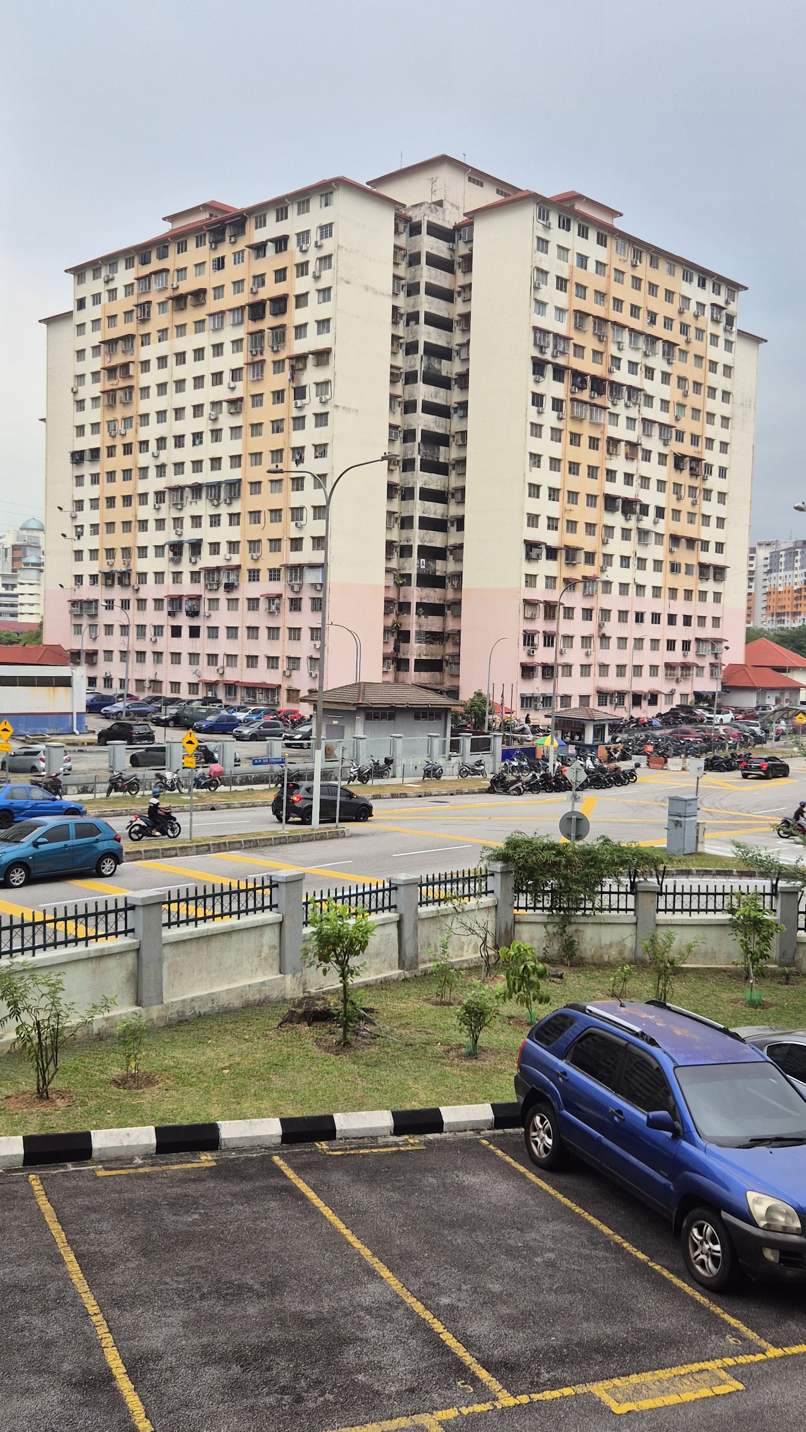 Cendana Apartment gallery image 2