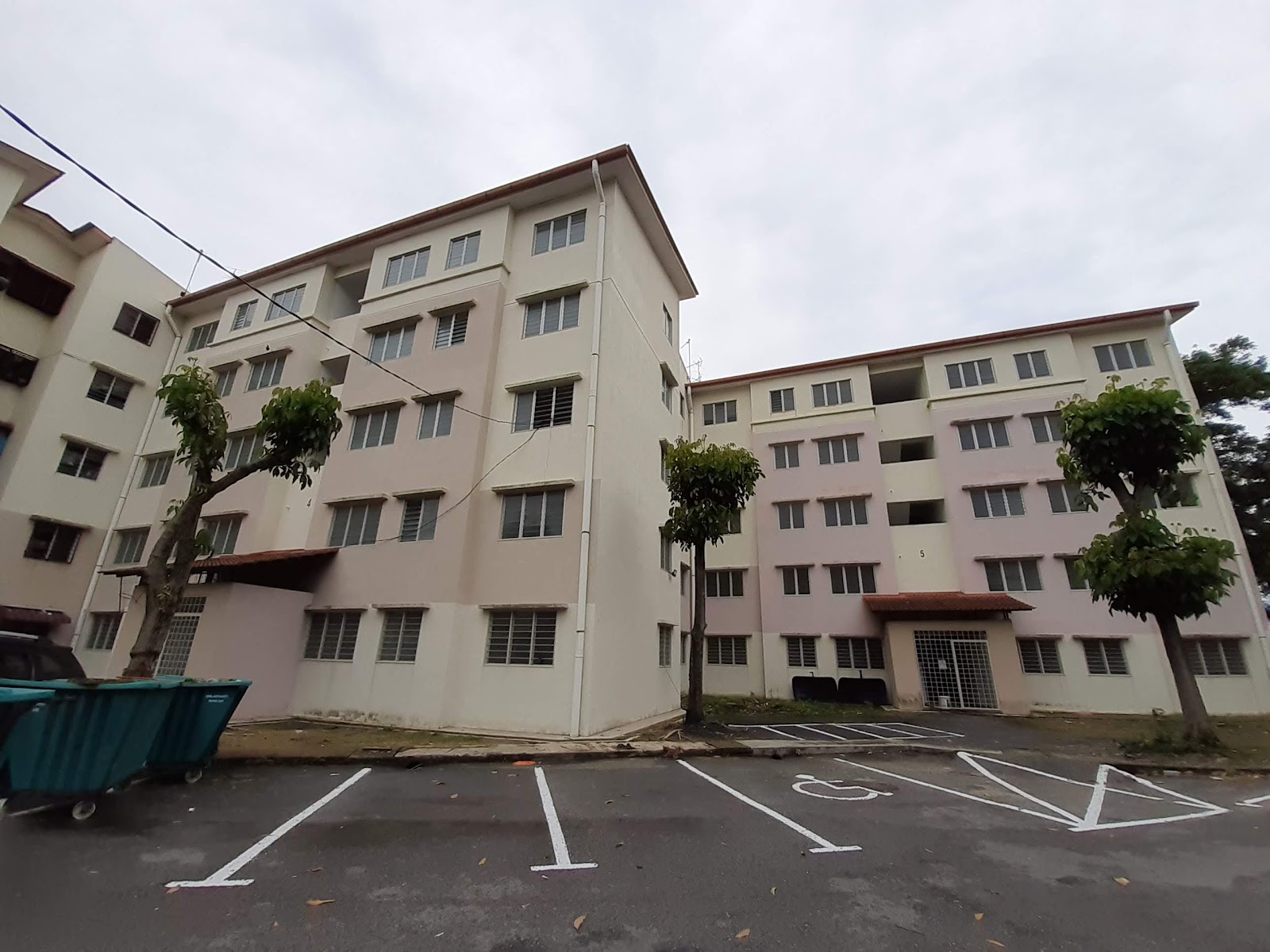 BLOK 8, RUMAH PANGSA KOS RENDAH BUKIT RAHMAN PUTRA gallery image 2