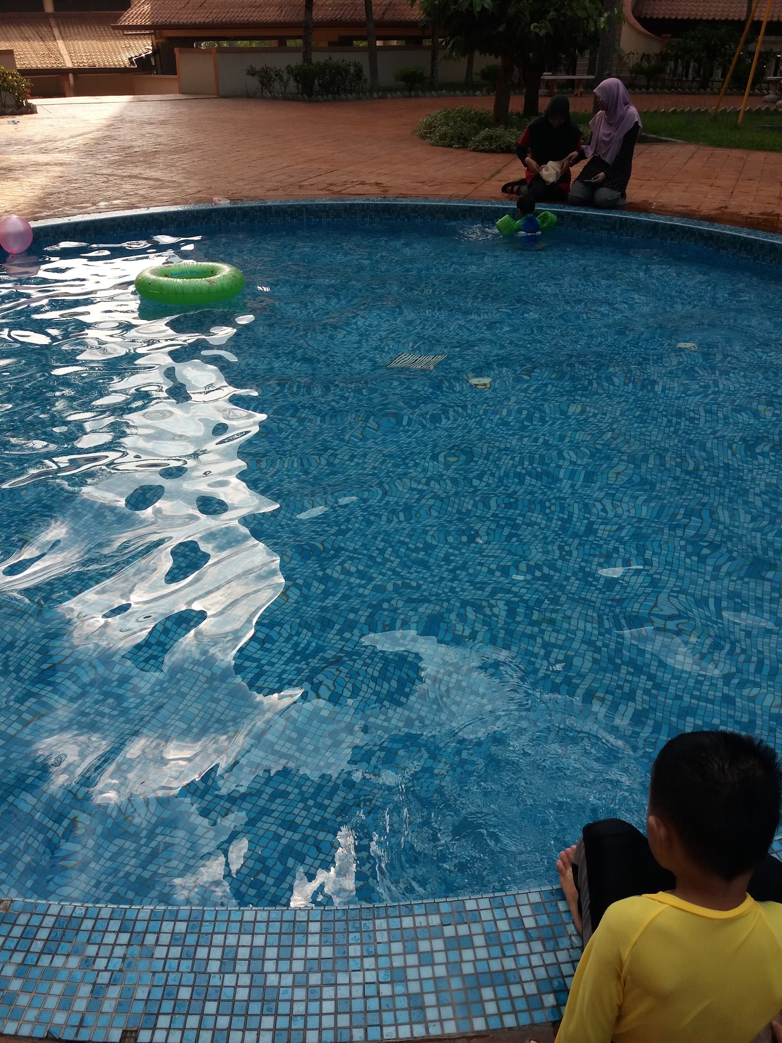 Putra Villa Condominium gallery image 4