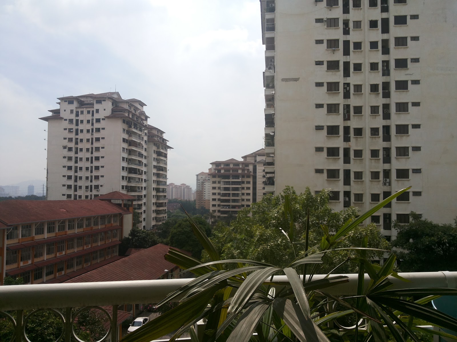 Villa Makmur Condominium gallery image 2