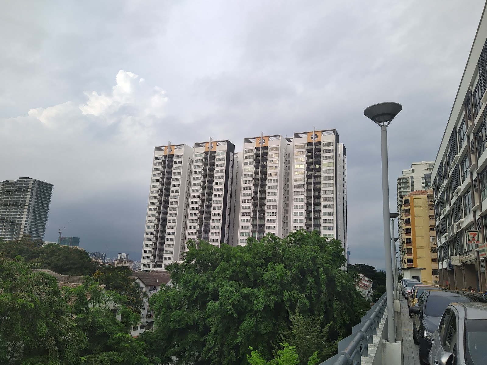 288 Residences, Happy Garden gallery image 3