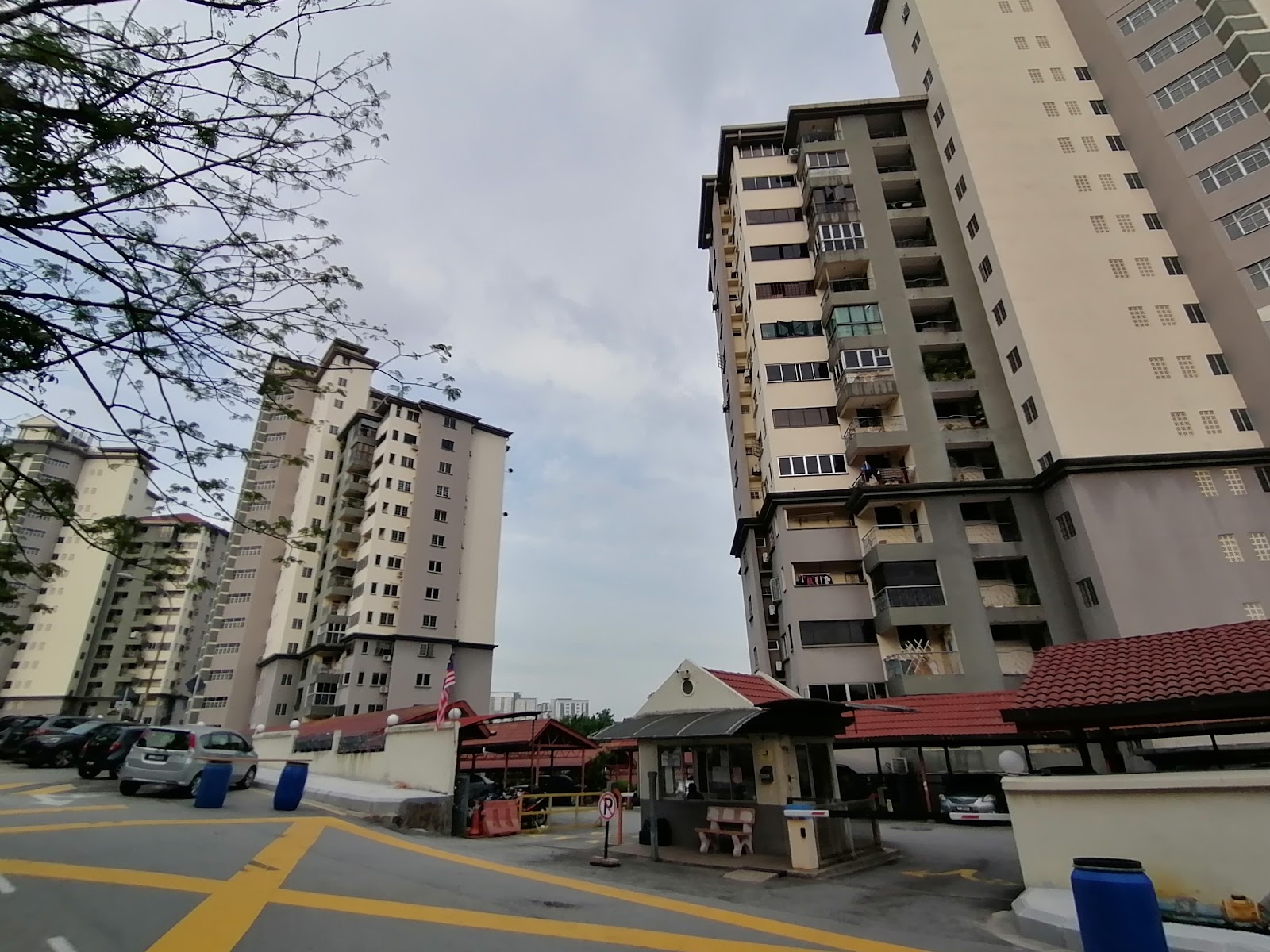 Union Heights Condominium Block 1 gallery image 2