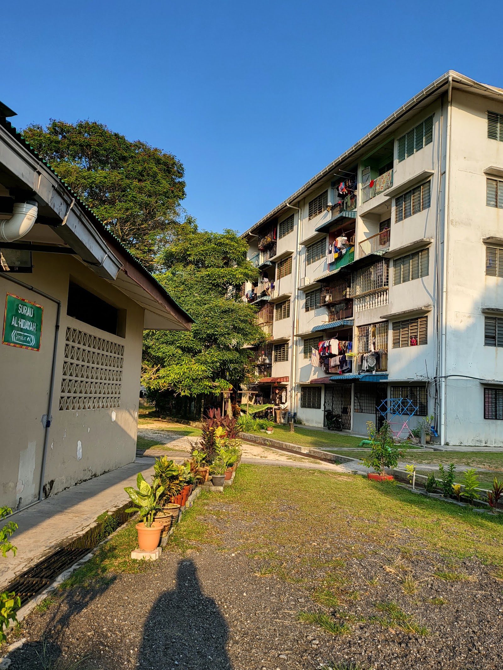 Flat Taman Bunga Negara gallery image 3