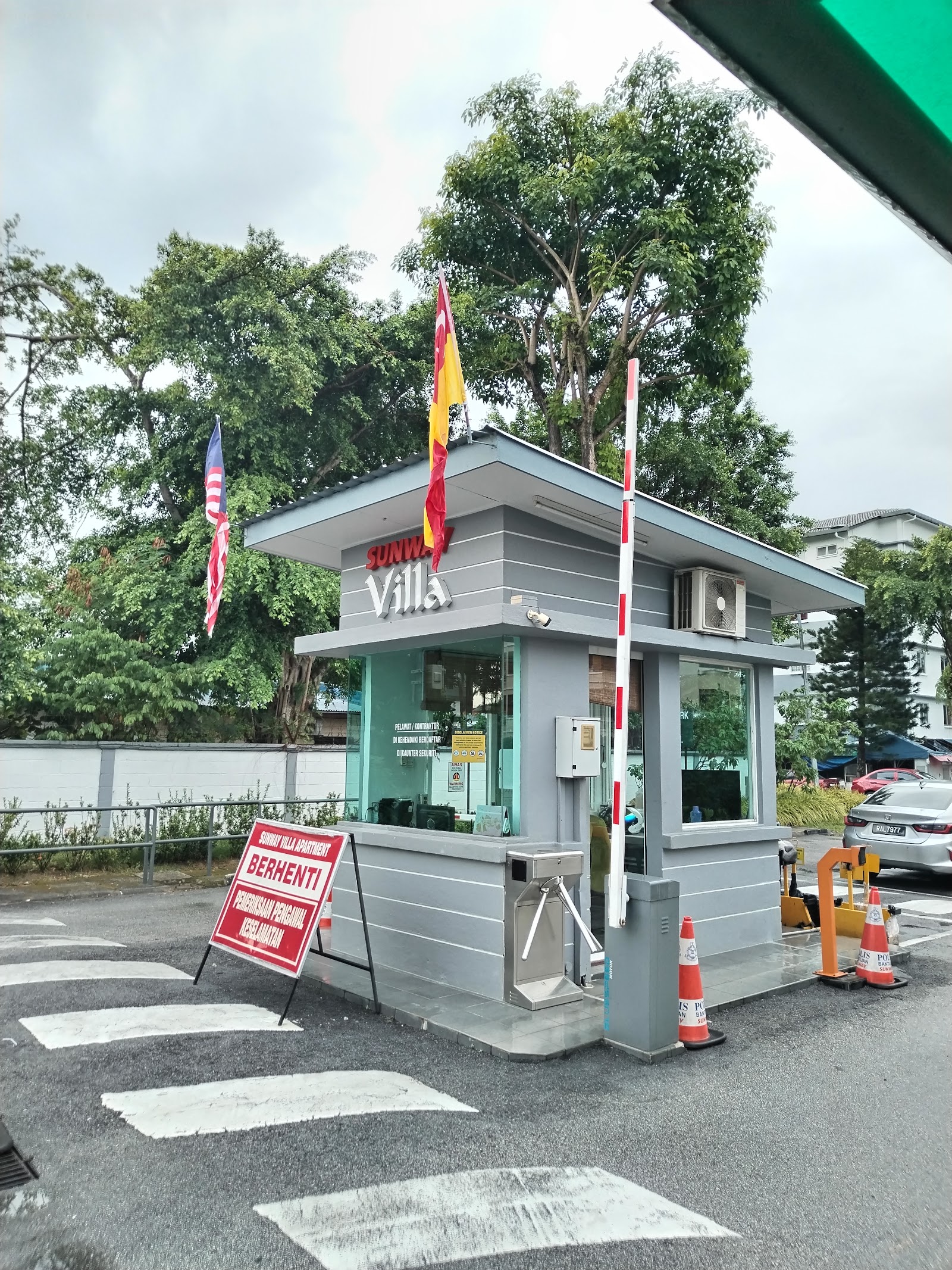 Sunway Villa Apartment gallery image 3