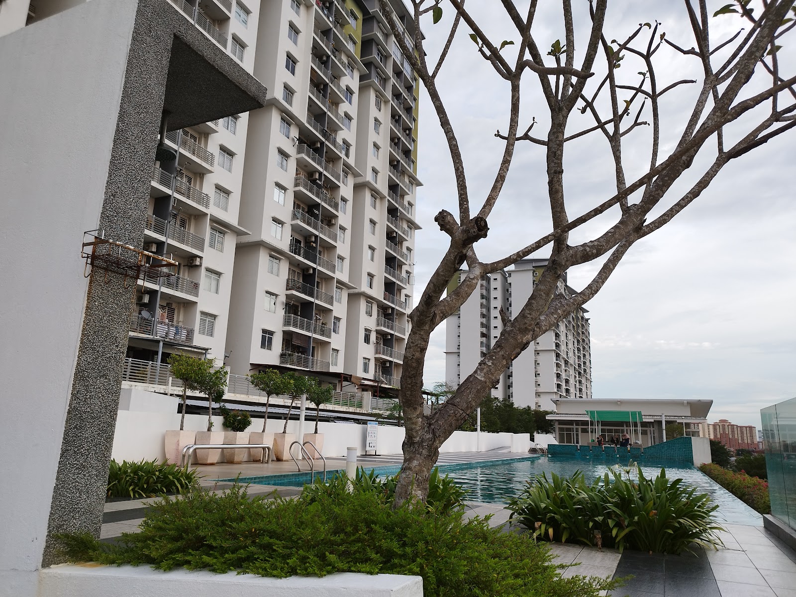 Pearl Avenue Condominium Block C&D gallery image 4