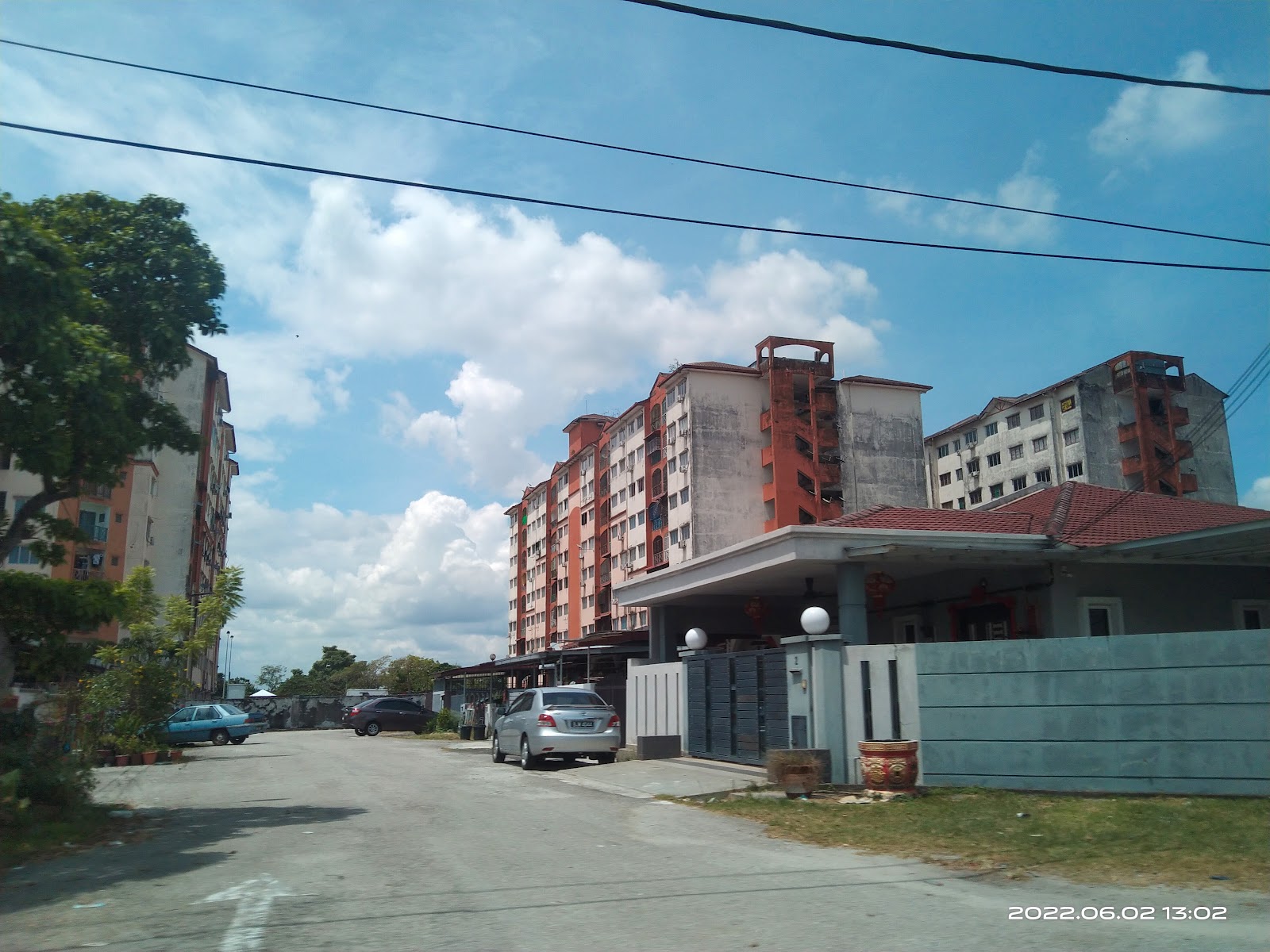 Impian Sentosa Apartment gallery image 2
