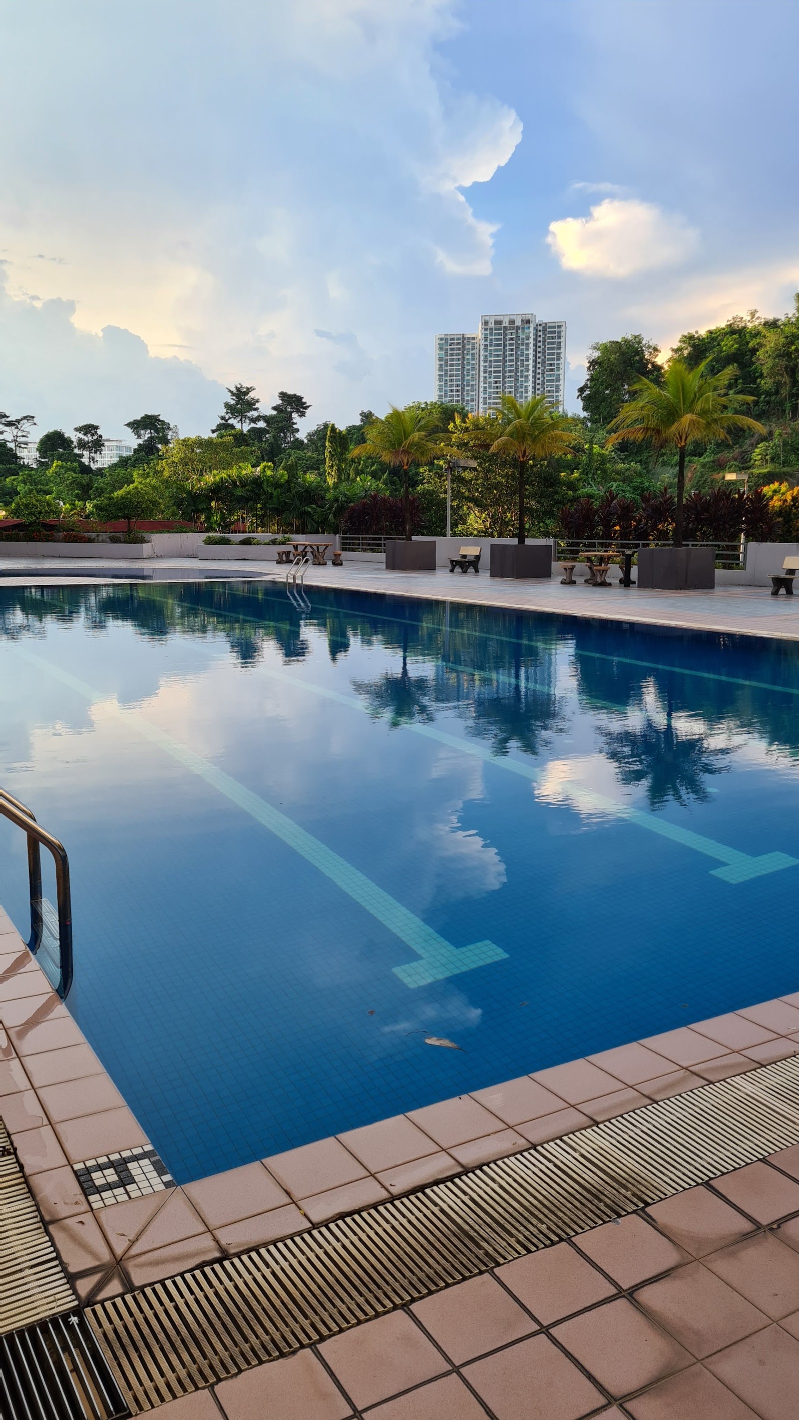 Desa Cindaimas Condominium gallery image 2