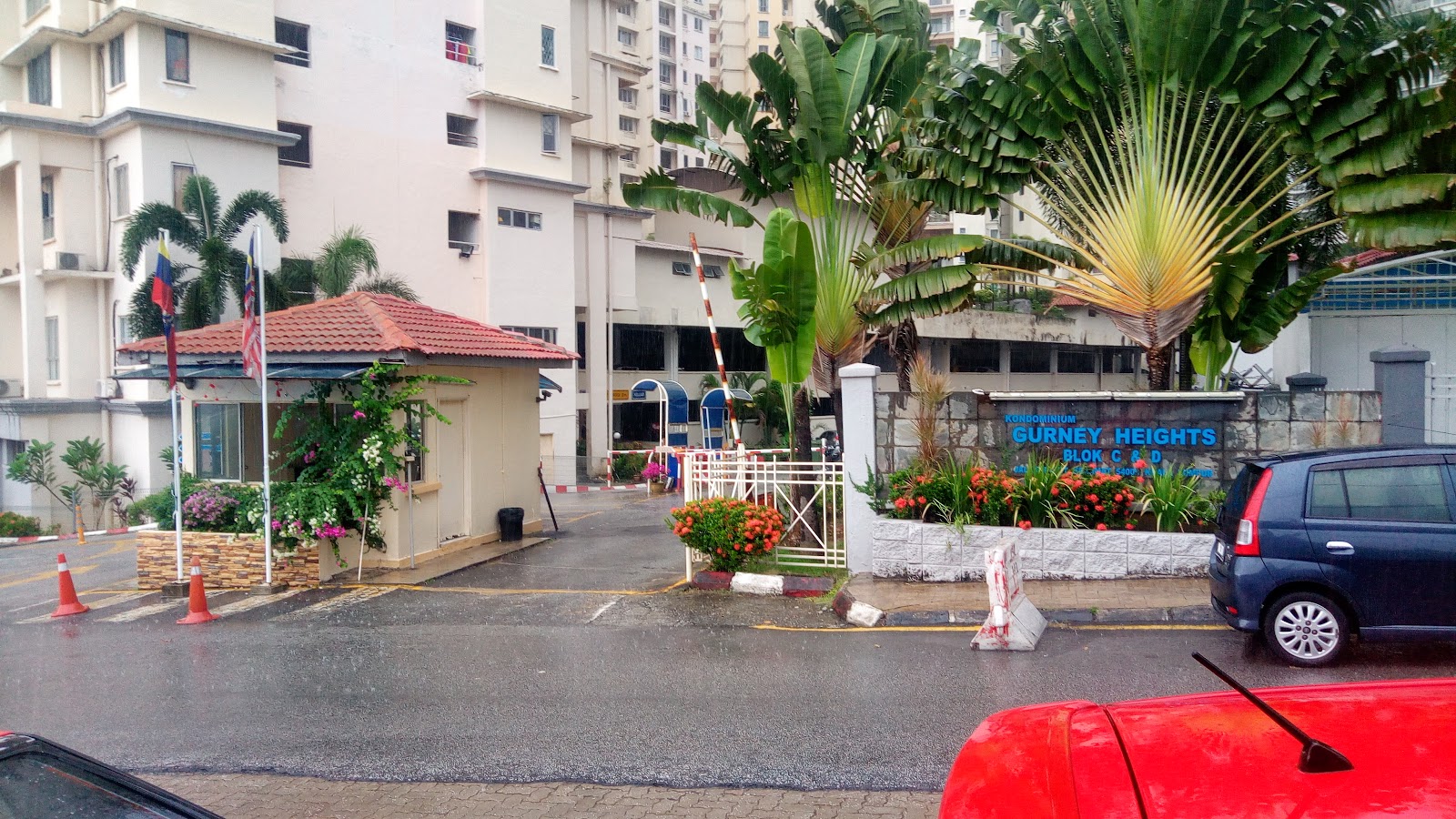Gurney Heights Condominium Block A & B gallery image 4