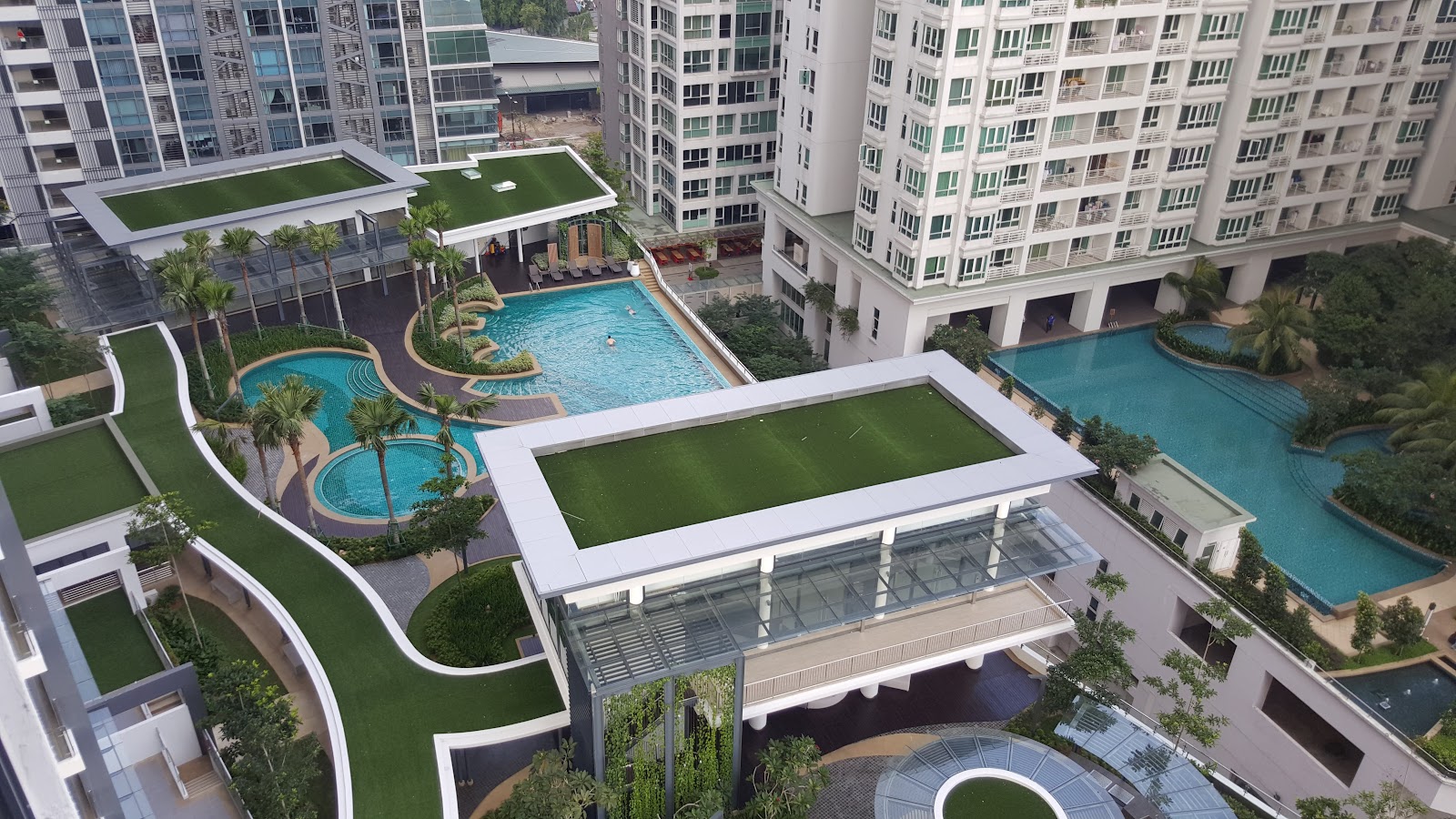 V Residence 2 gallery image 2