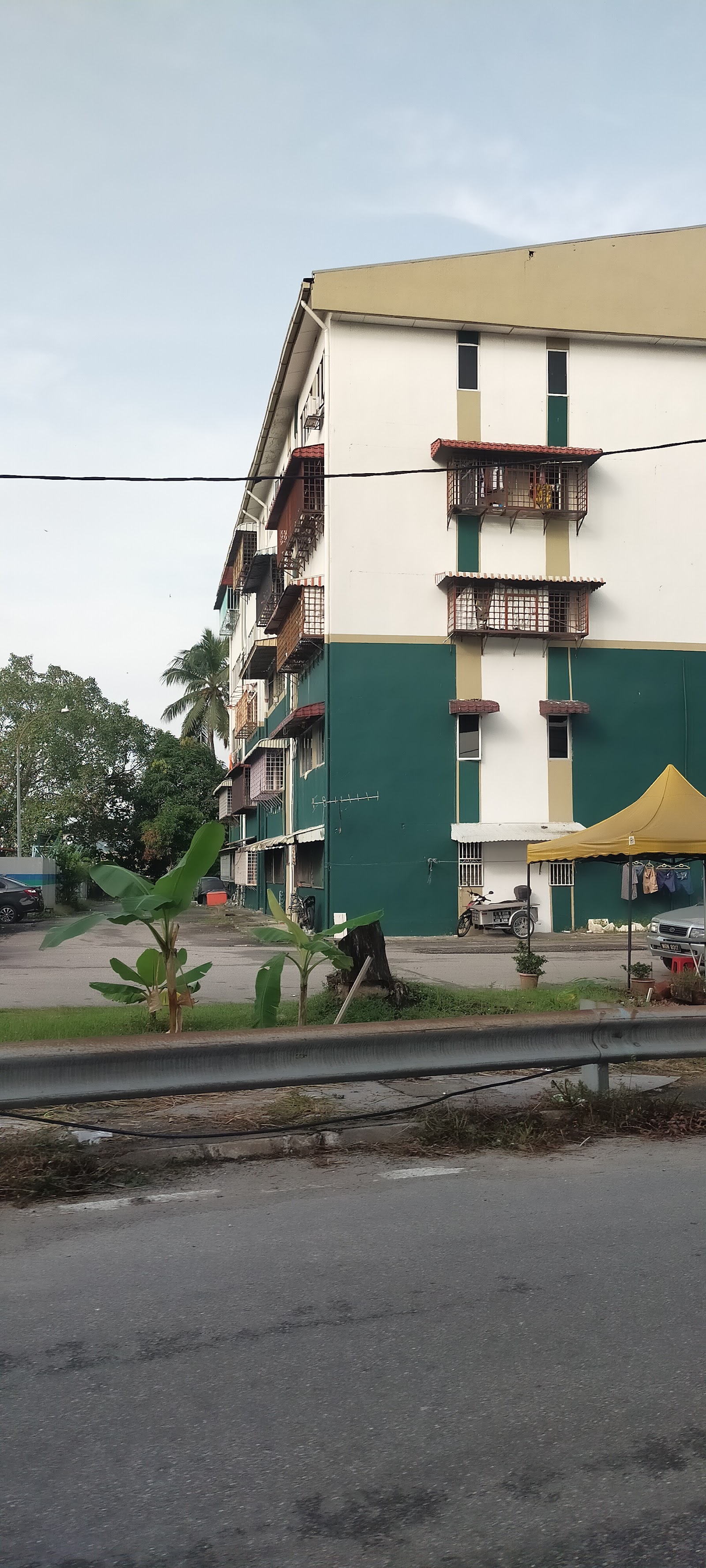 Flat Serdang Raya 1 gallery image 3