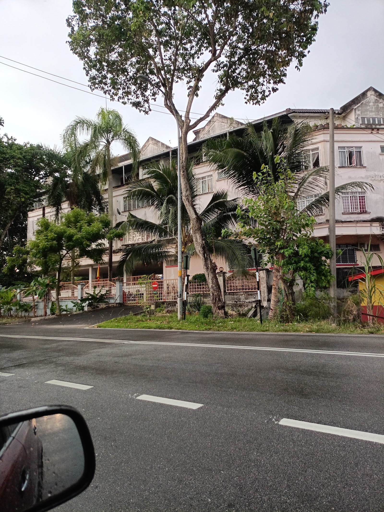 Bukit Kuda Court gallery image 2
