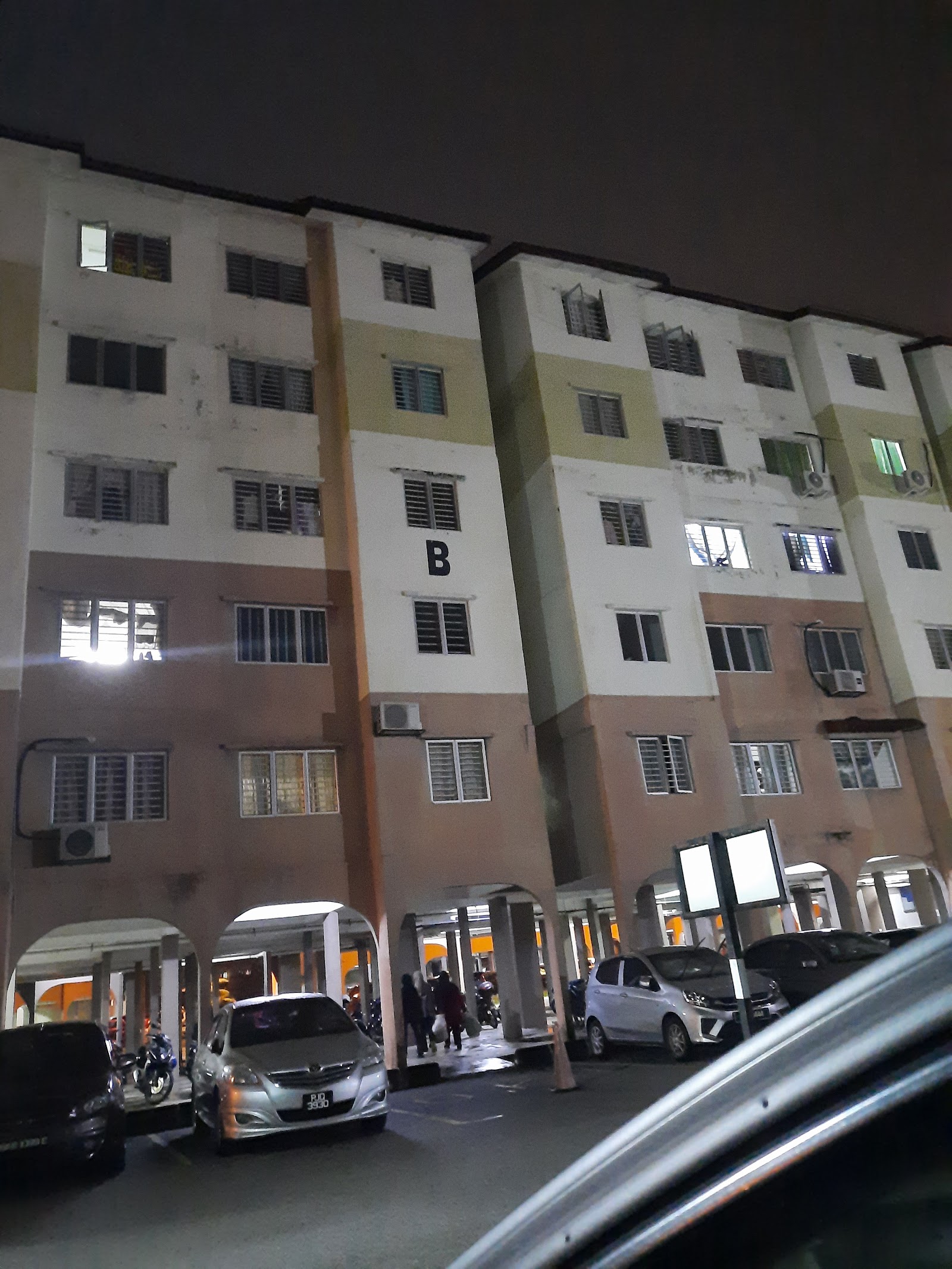 Apartment Kelisa Ria gallery image 4