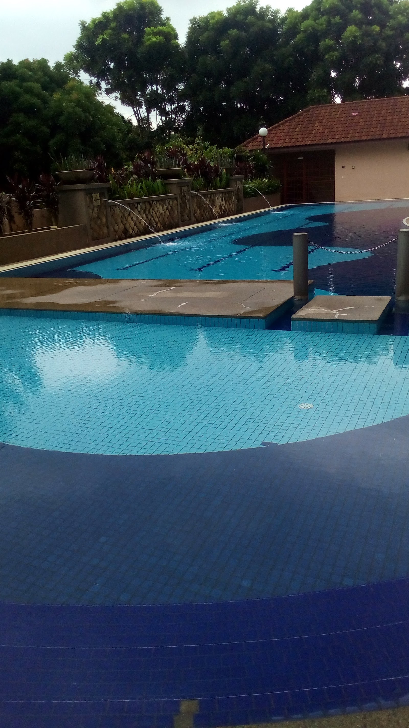 Bintang Mas Condominium gallery image 2