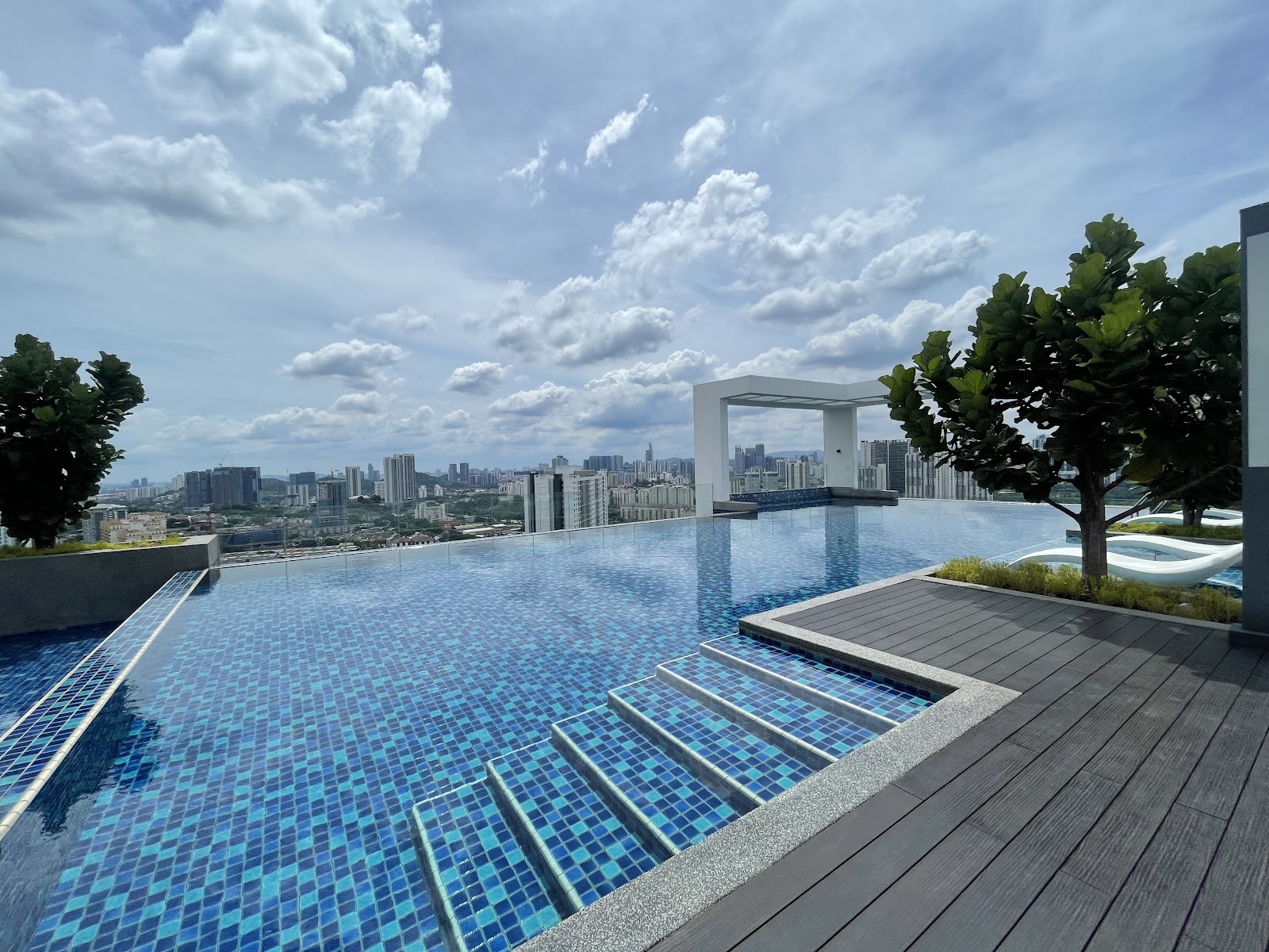Residensi Far East gallery image 2