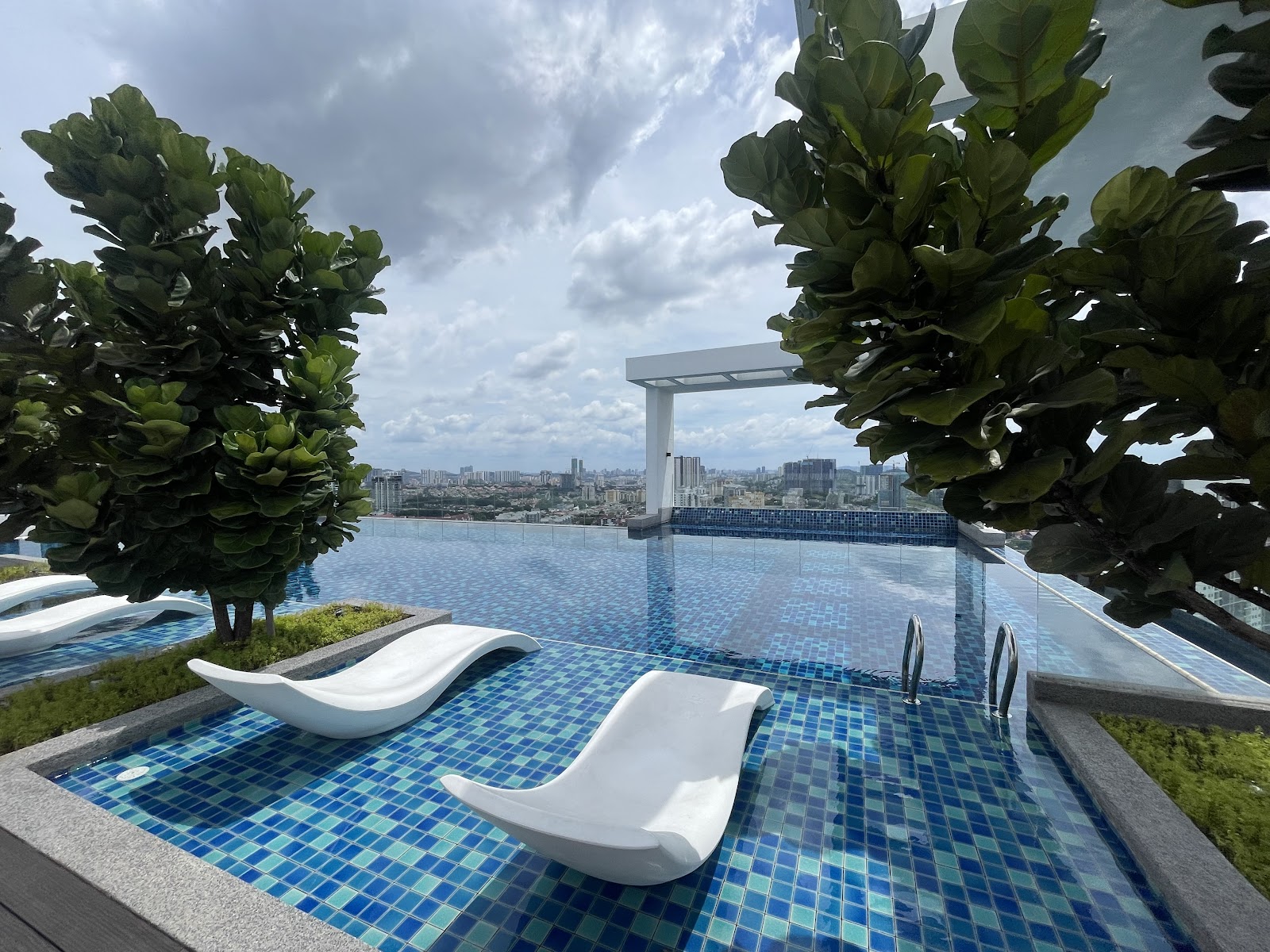 Residensi Far East gallery image 3
