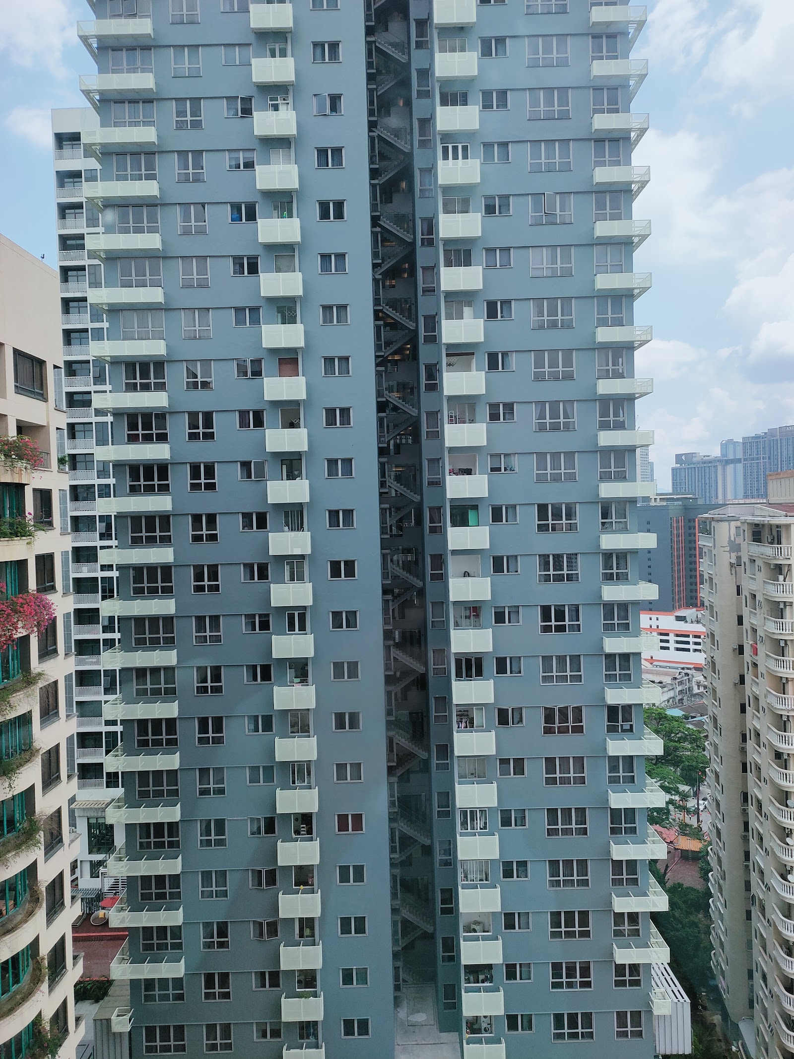 Verticas Residensi gallery image 2