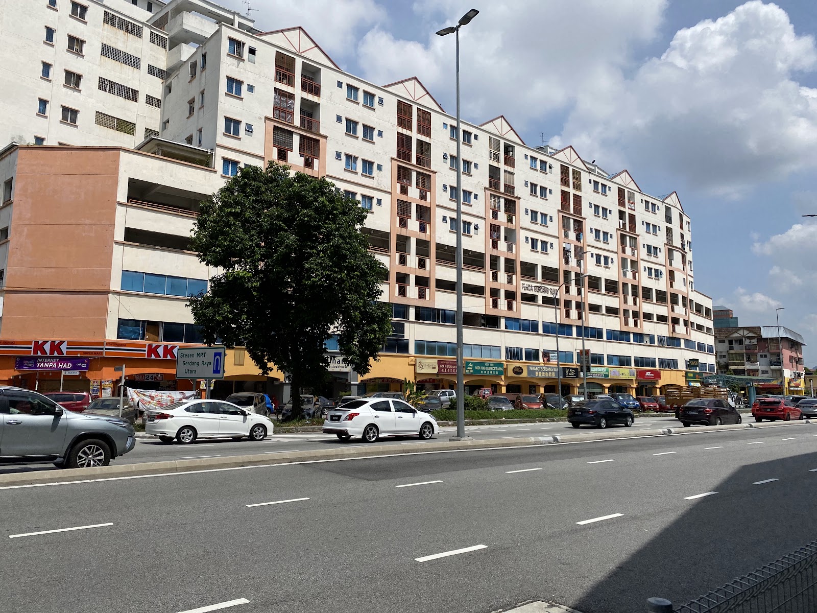 Plaza Serdang Raya gallery image 2