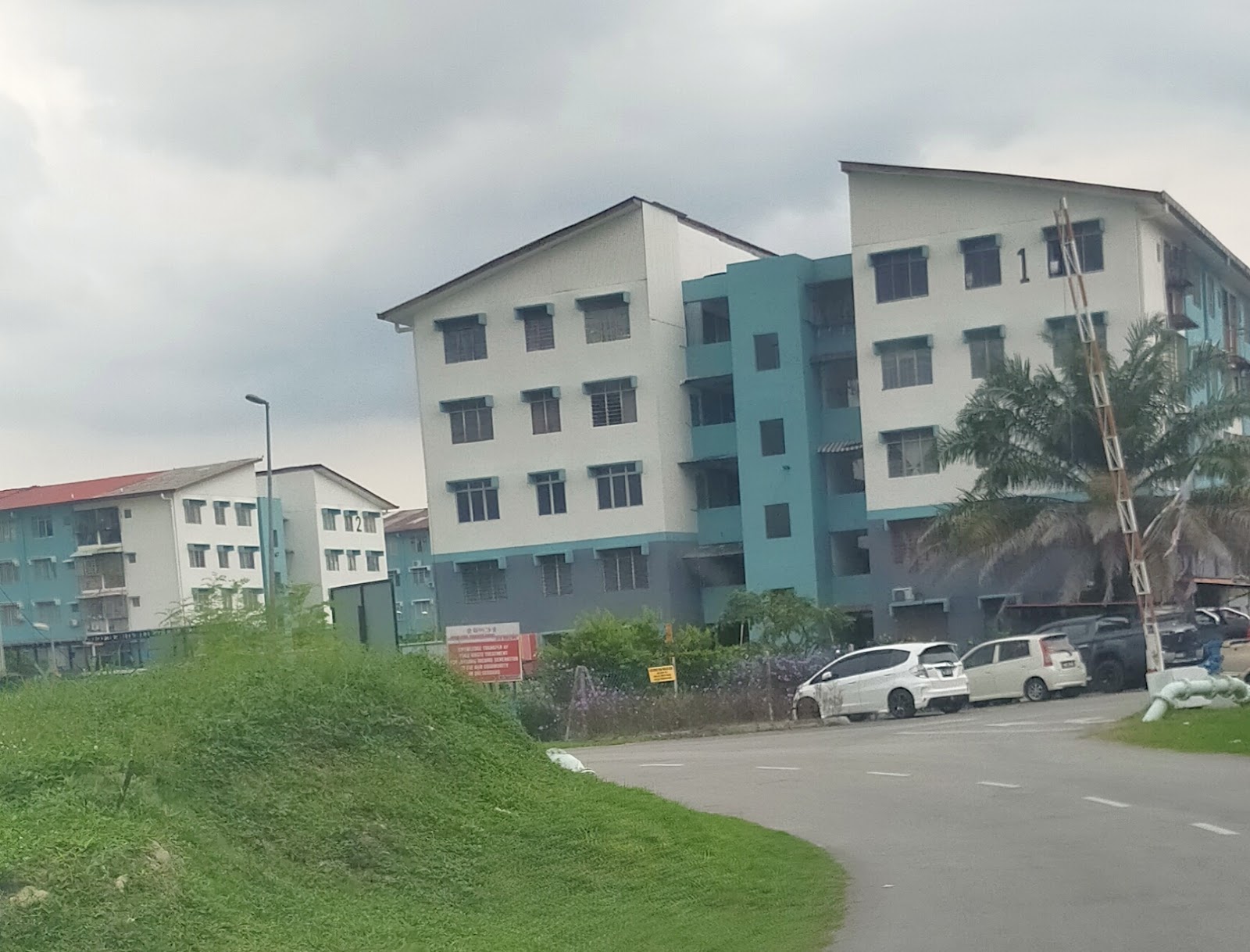 Blok 1 Flat Sri Serdang (Flat Ikan) gallery image 3