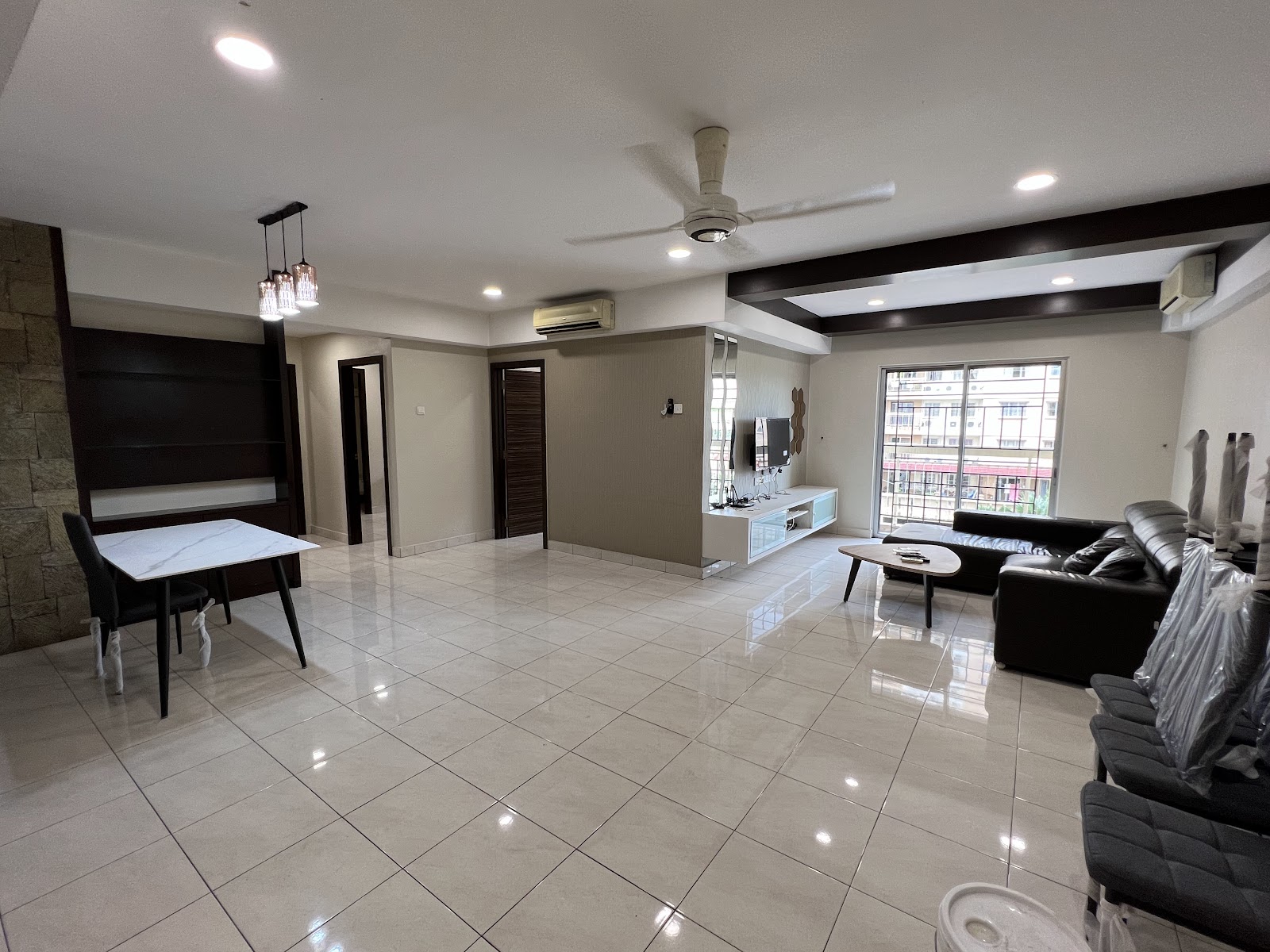Endah Puri Condominium gallery image 2