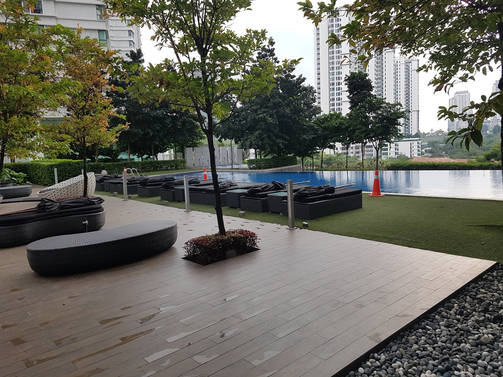 A'Marine Lakeside Condominium gallery image 3