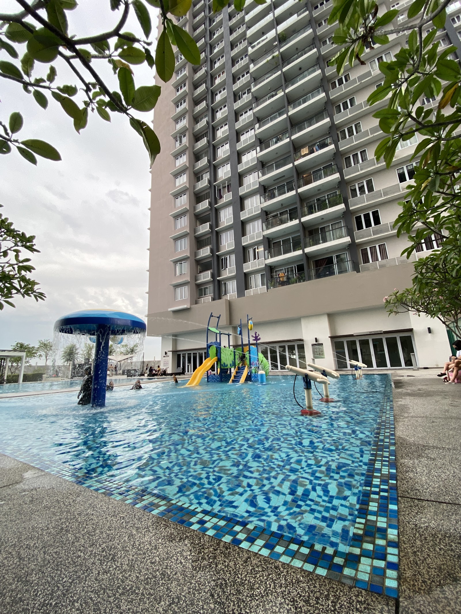 Aurora Residence Condominium gallery image 2