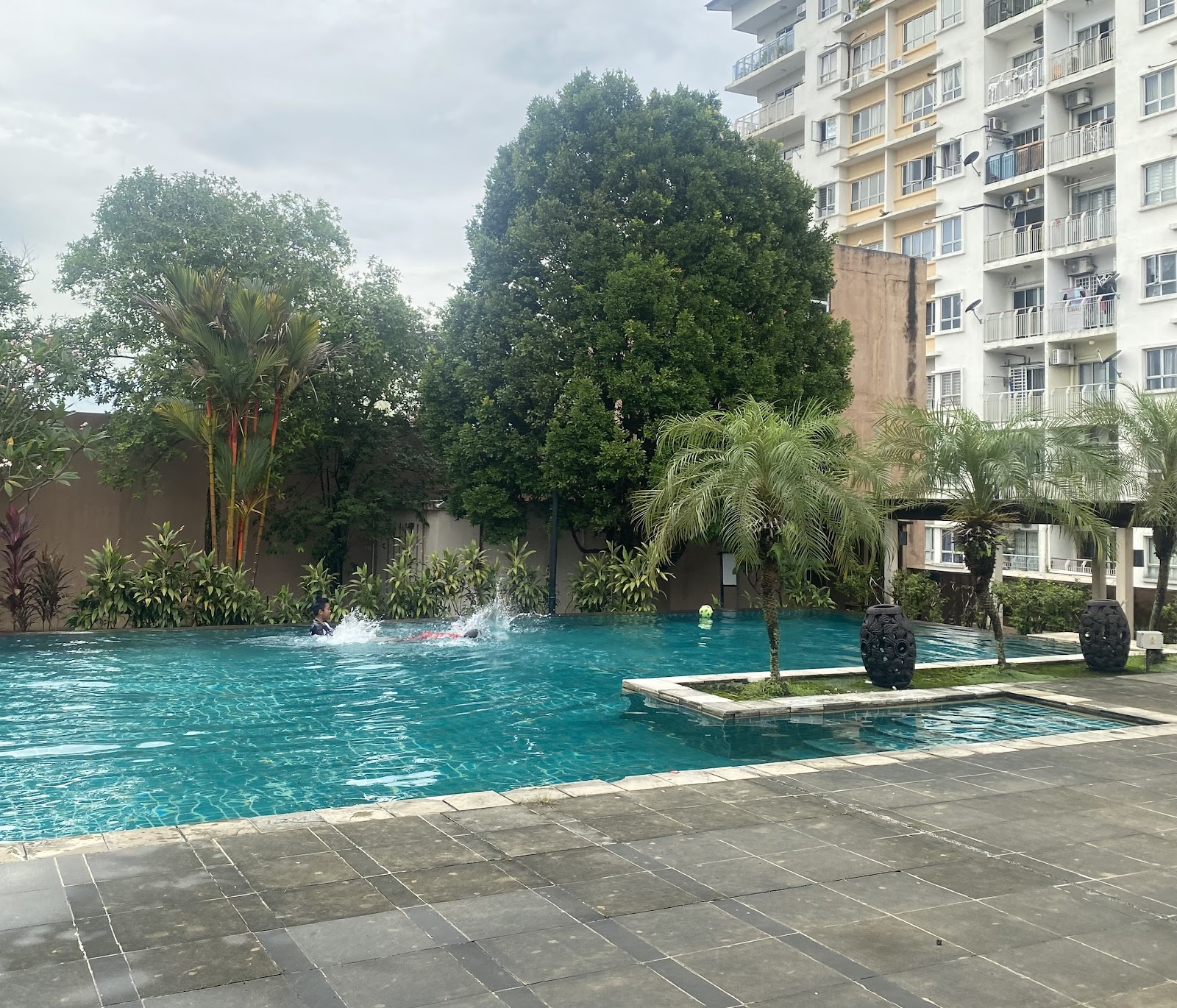 Park Avenue Condominium gallery image 3