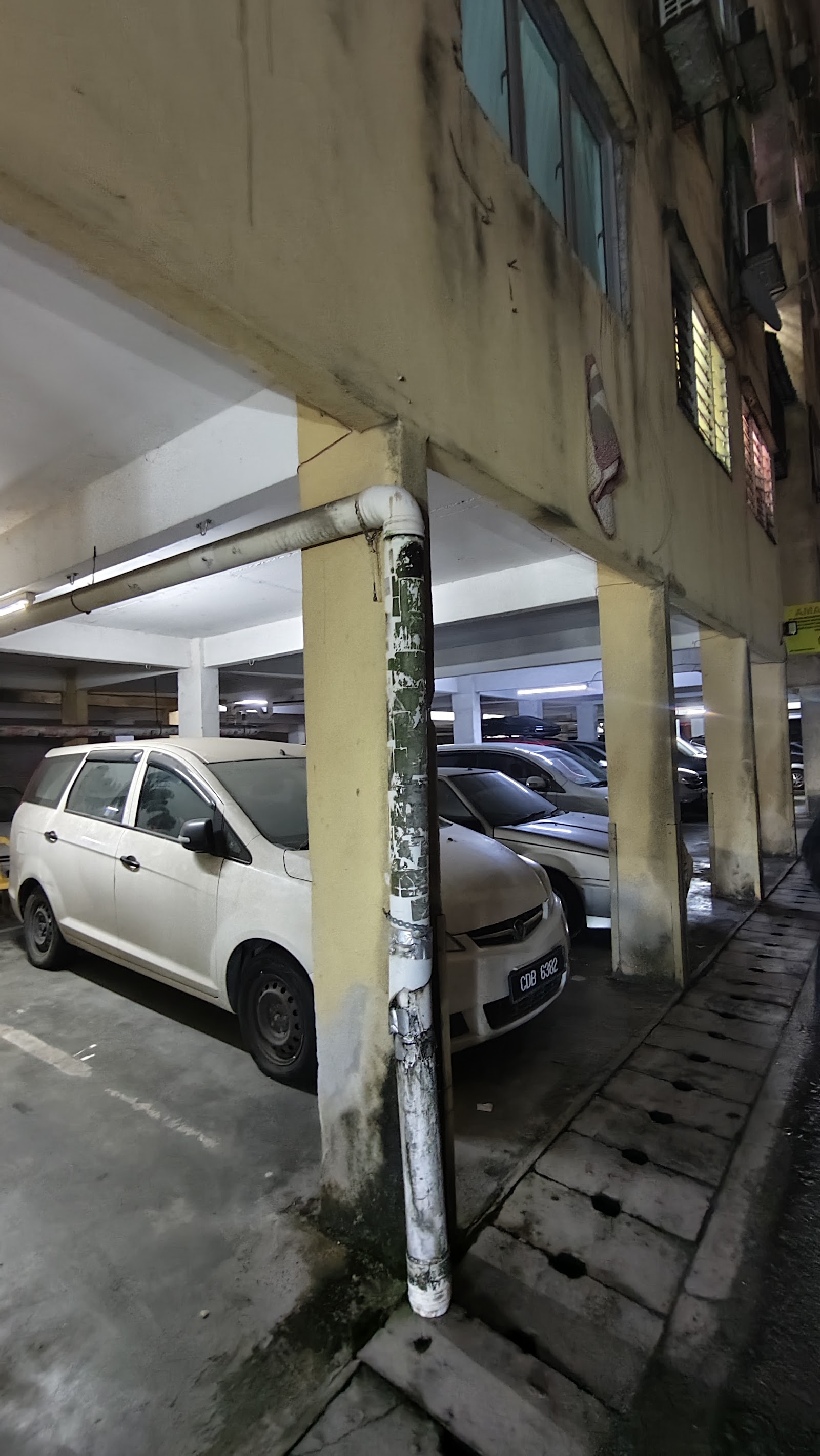 Ruselia Apartment gallery image 4