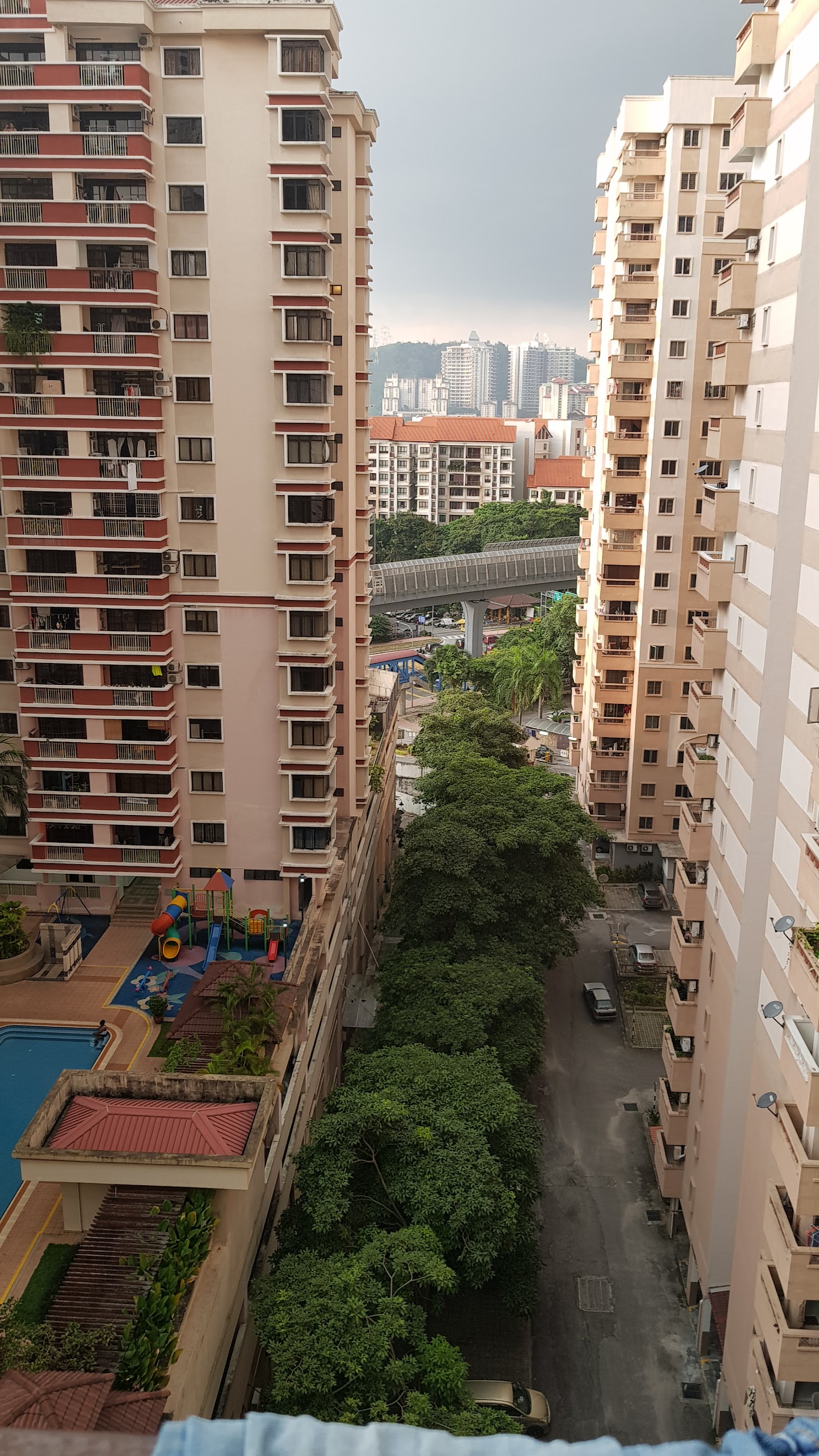 Pelangi Damansara Condominium - Block F gallery image 4