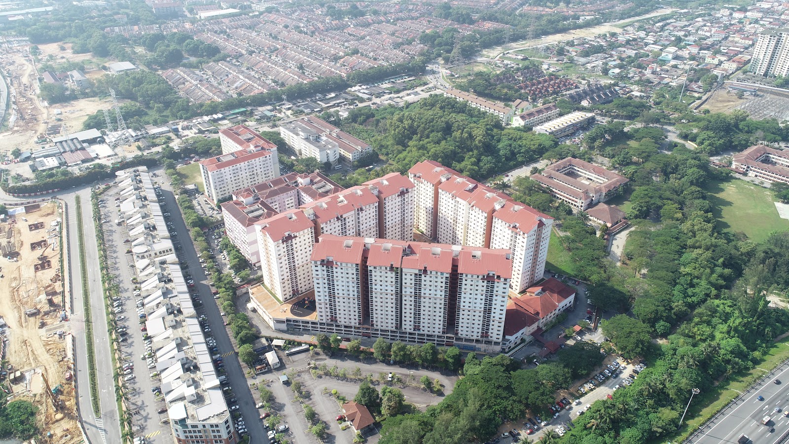 Bayu Puteri Apartment gallery image 2