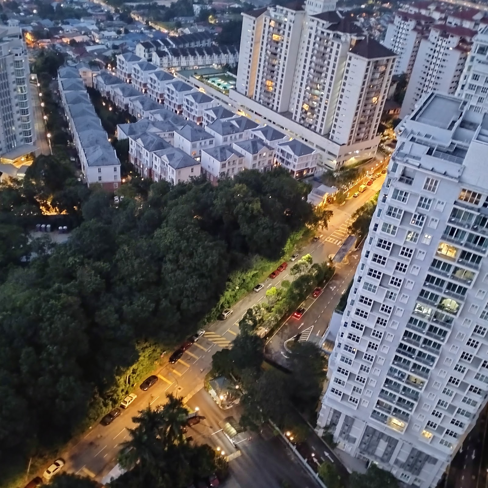 Duta Ria Condominium gallery image 4