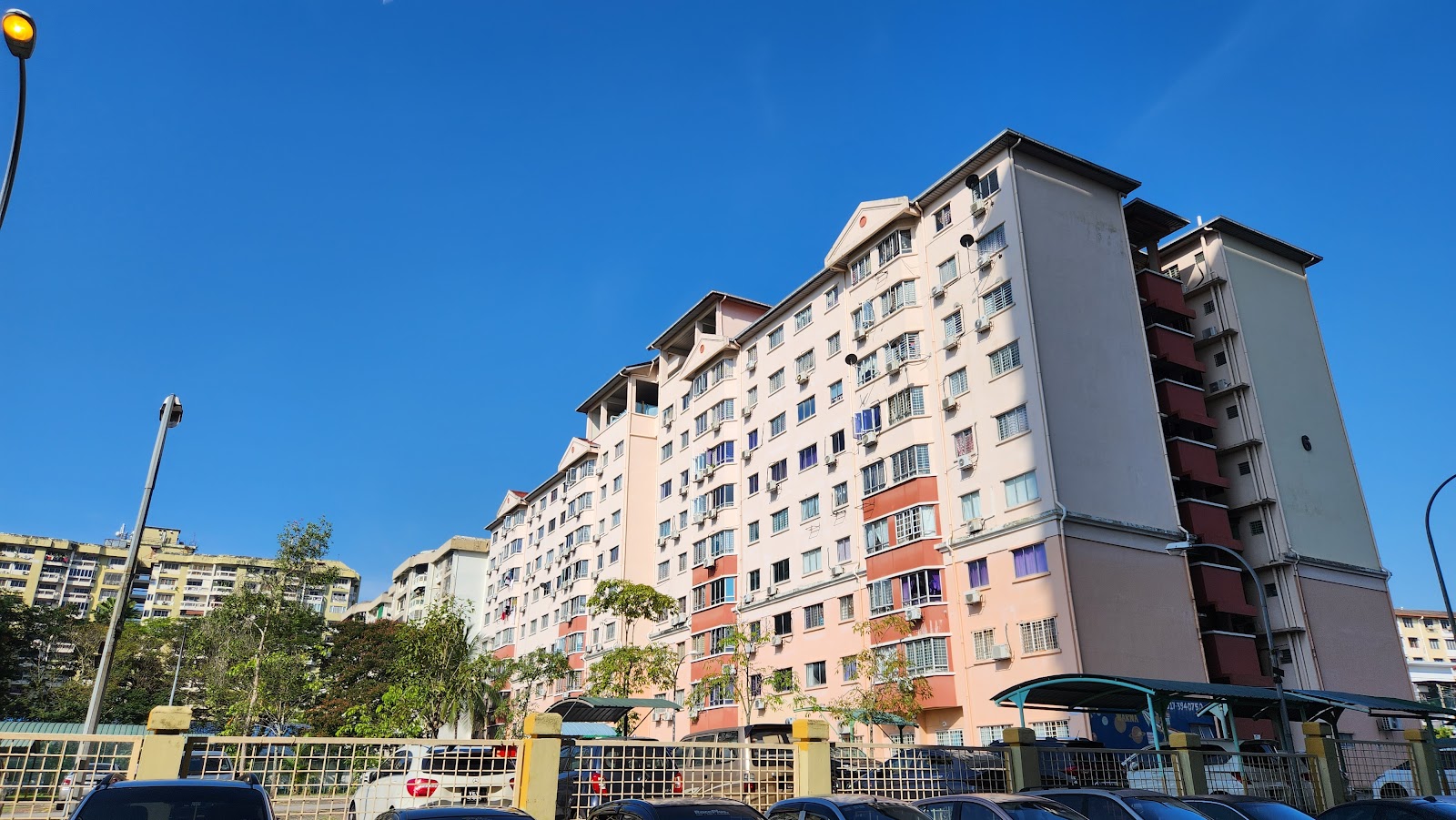 Petaling Indah Condominium gallery image 2