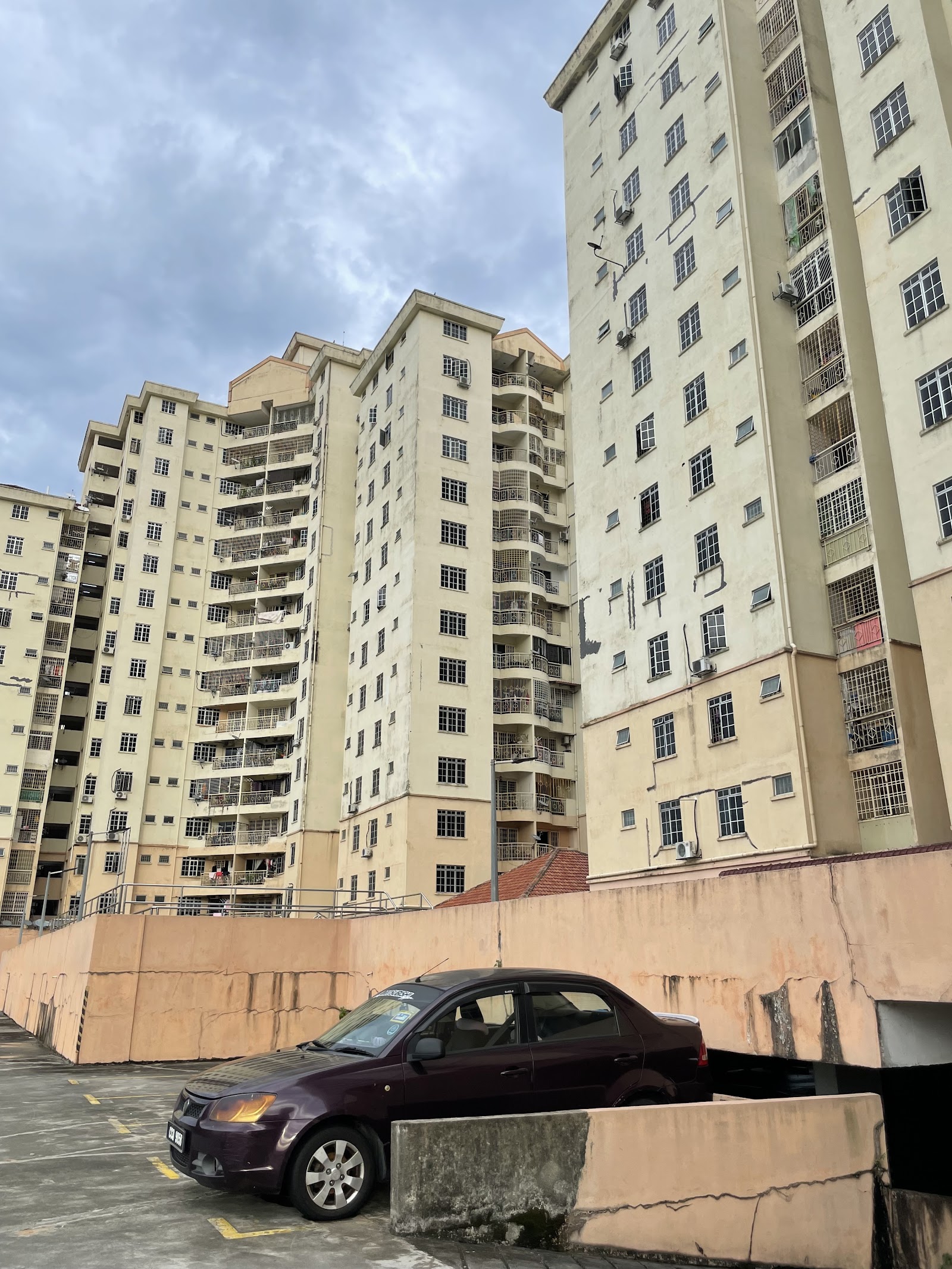 Zamrud Apartment gallery image 2