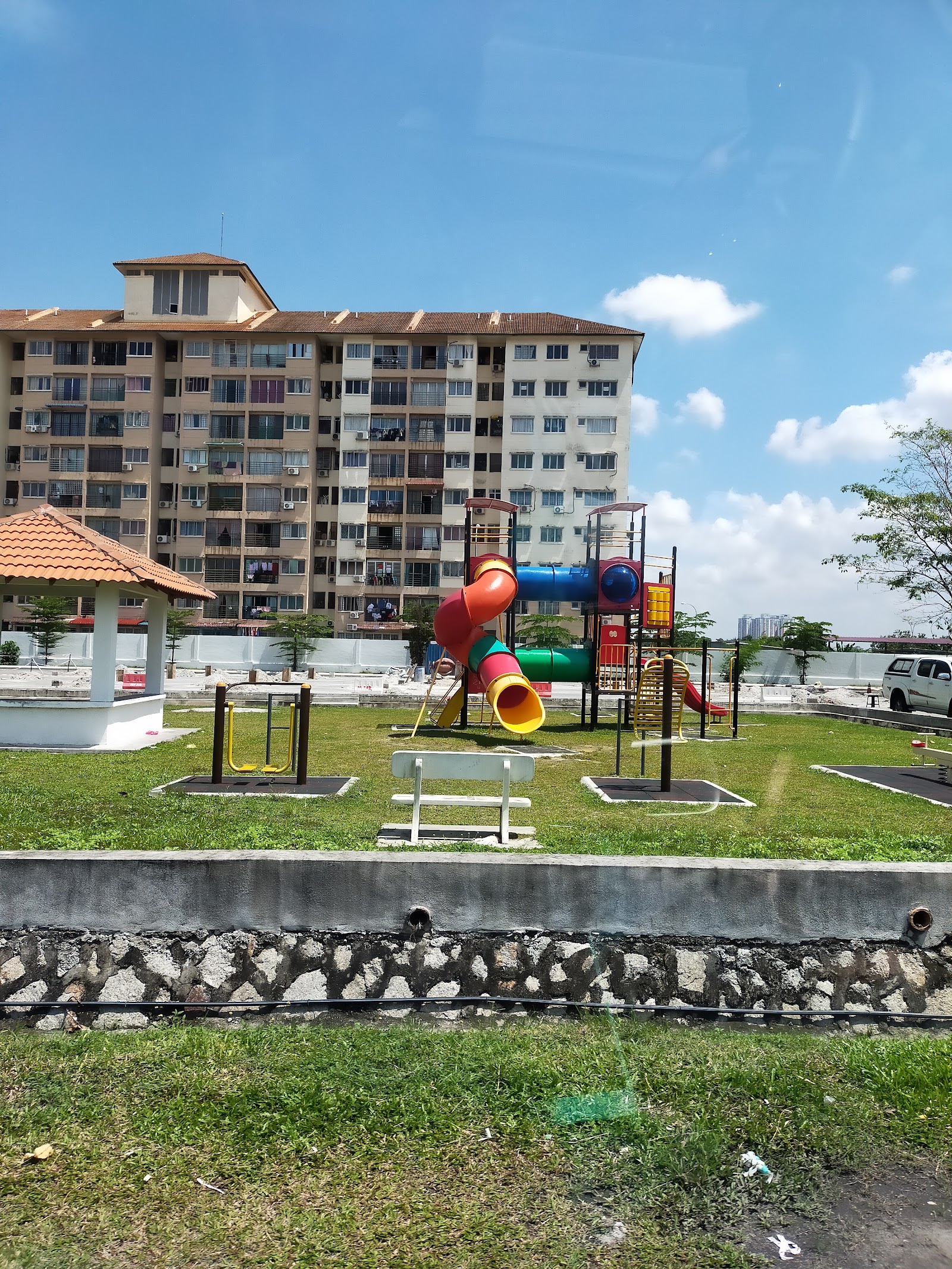 Apartment Puchong Permata 1 gallery image 2
