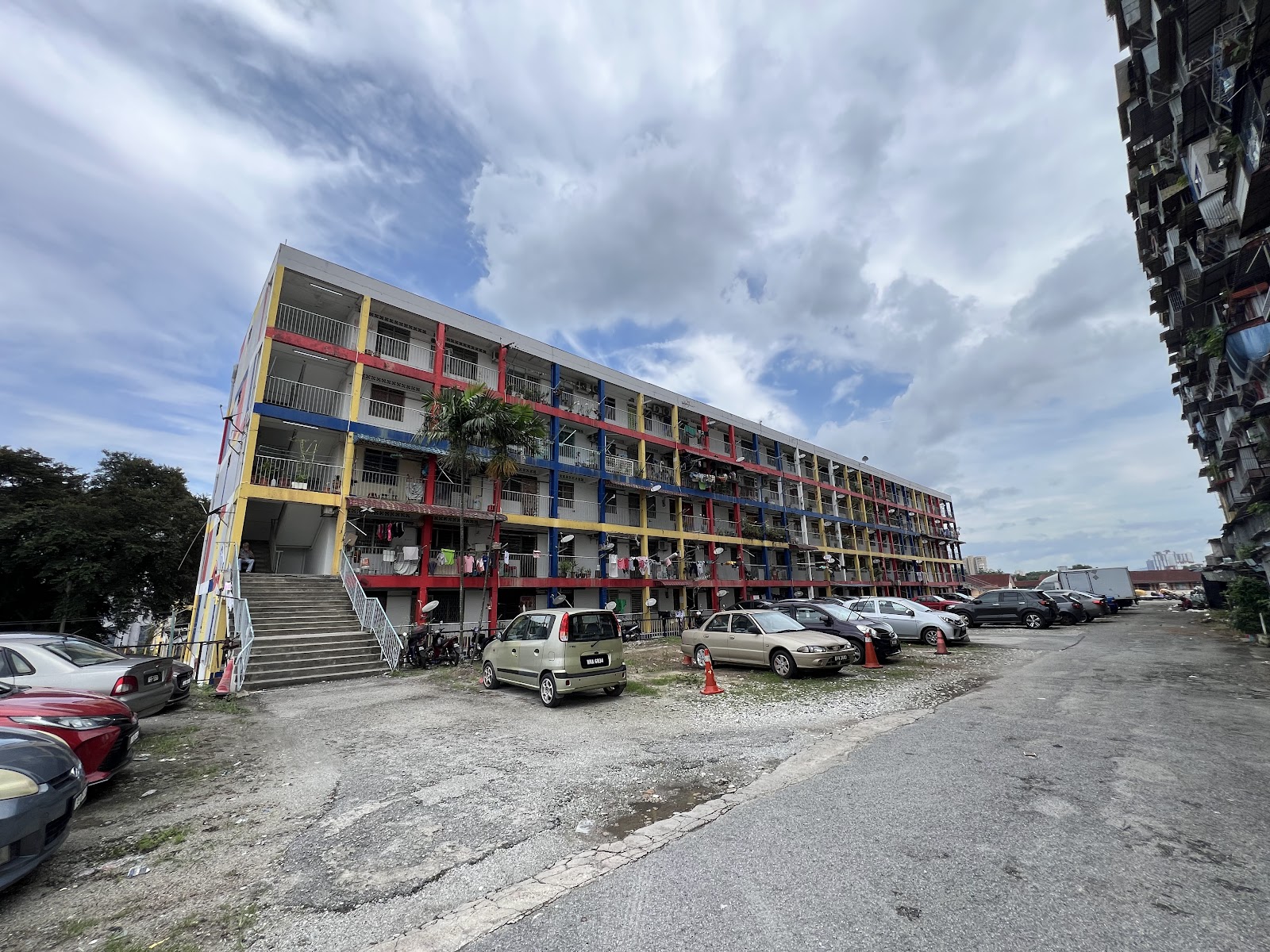 Blok 4 Flat Salak South Garden gallery image 4
