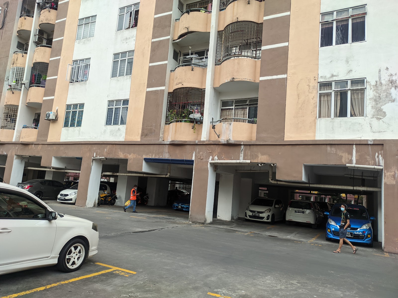 Lagoon Perdana Apartment gallery image 3