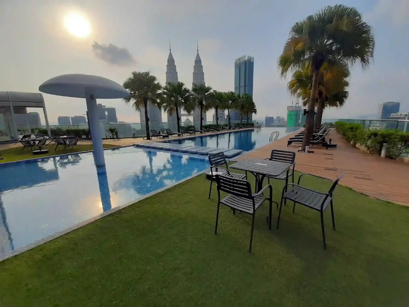 Quadro Residences gallery image 2