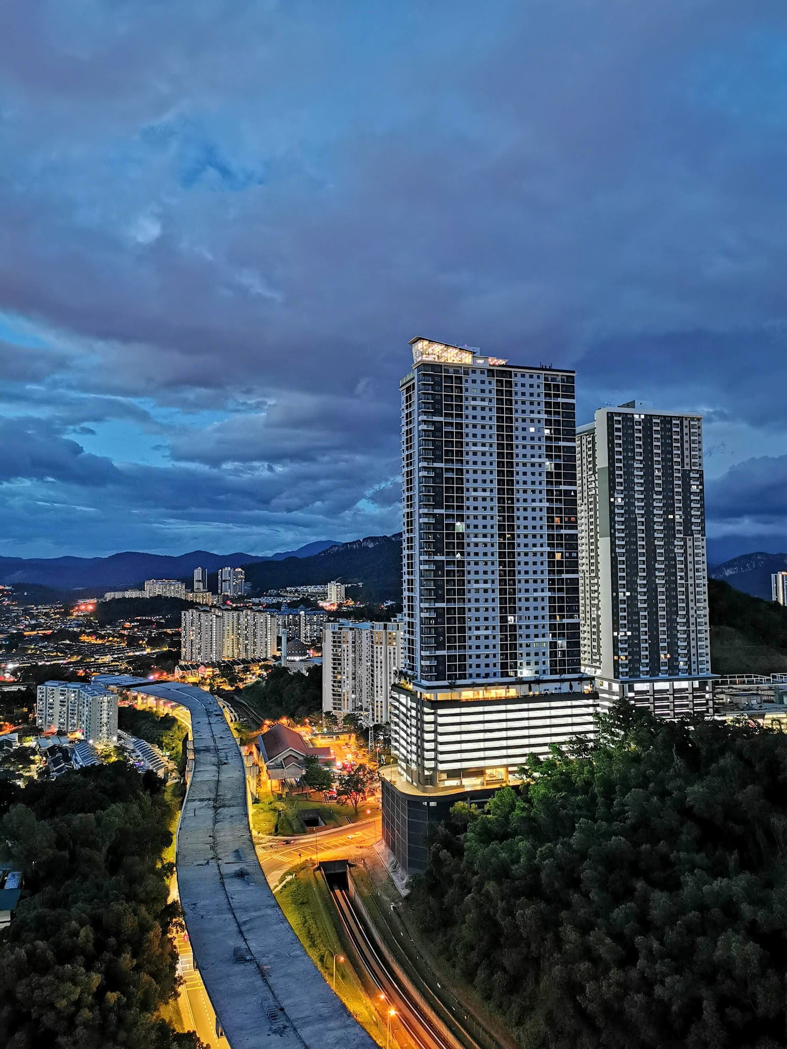 Infiniti 3 Residensi Condominium gallery image 3
