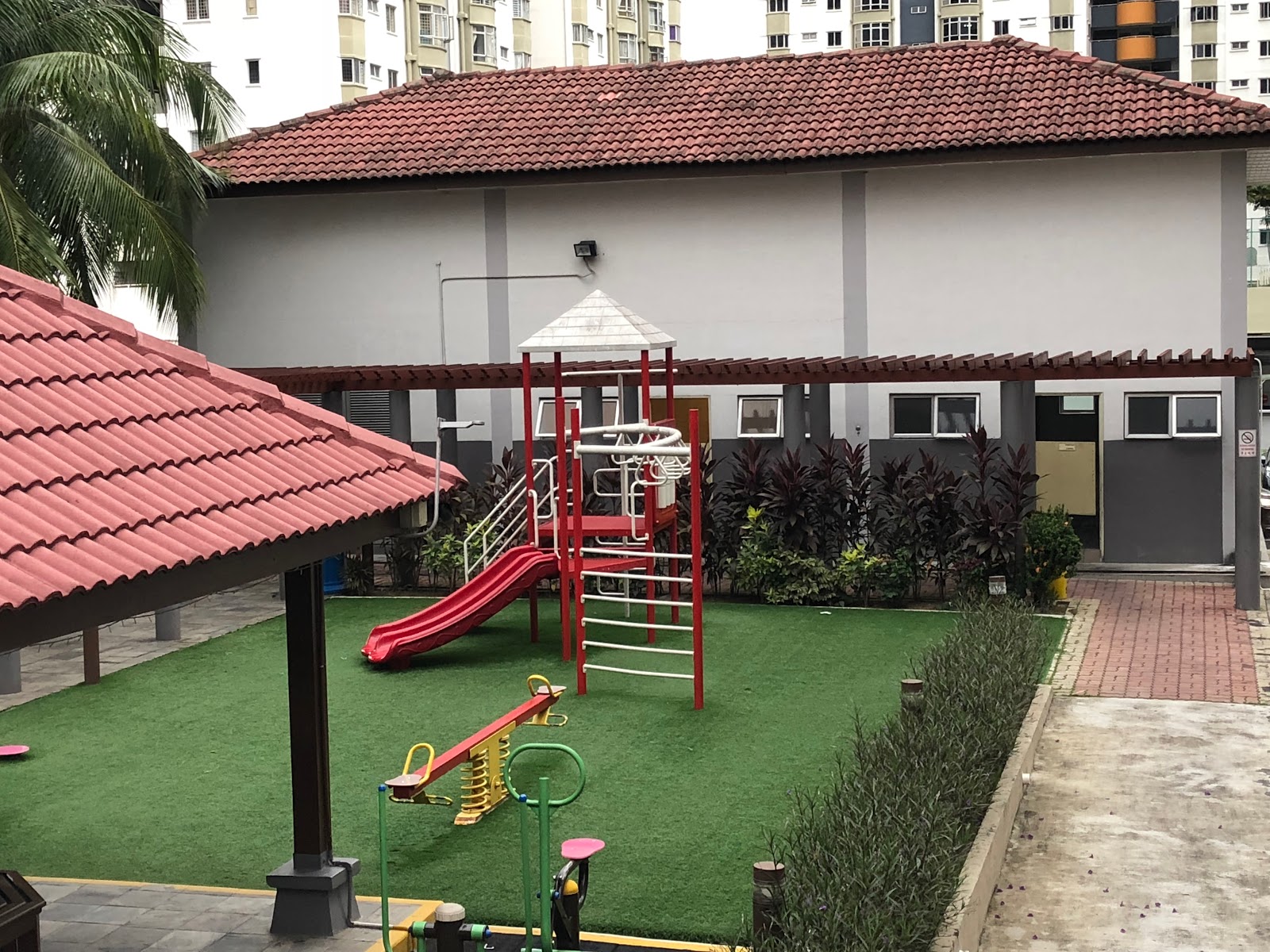Endah Ria Condominium gallery image 4