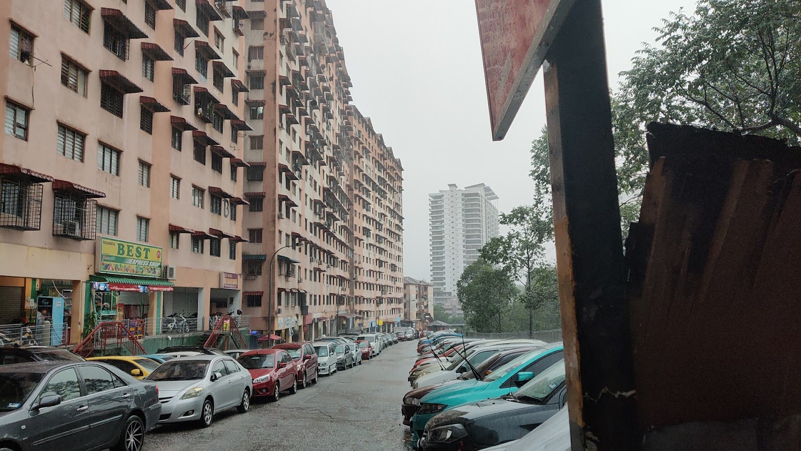 Block C, Apartment Lestari gallery image 3