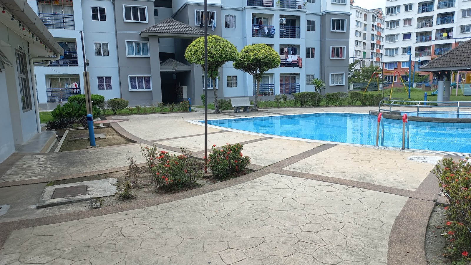 Akasia Apartment gallery image 3