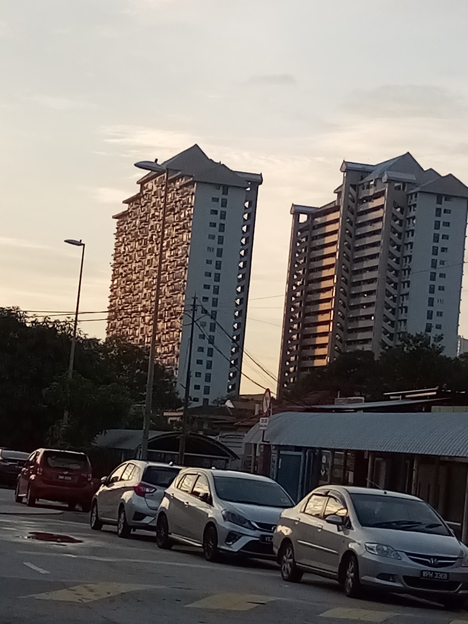 Seri Cendekia Condominium gallery image 3