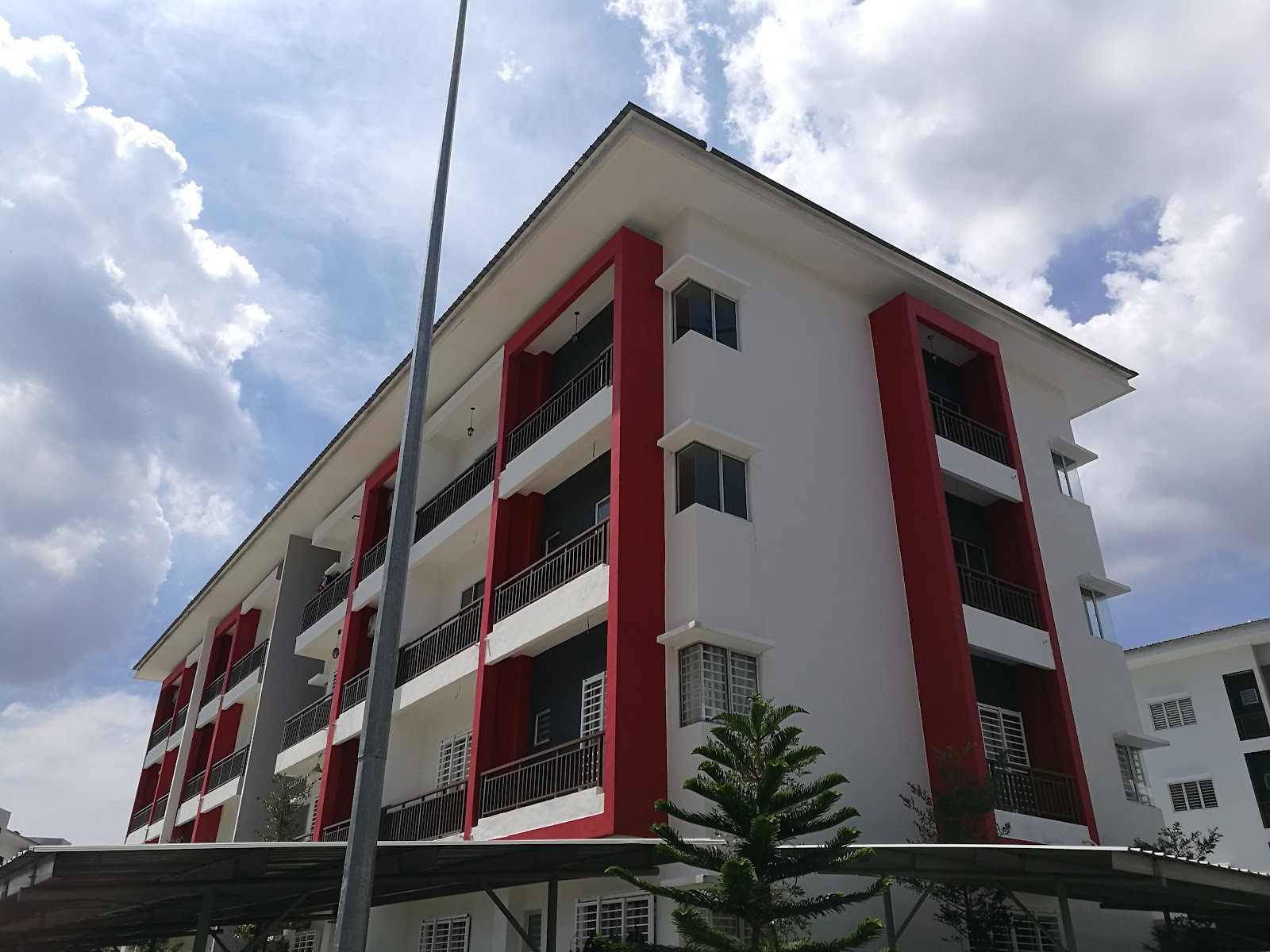 Embun Residence gallery image 2