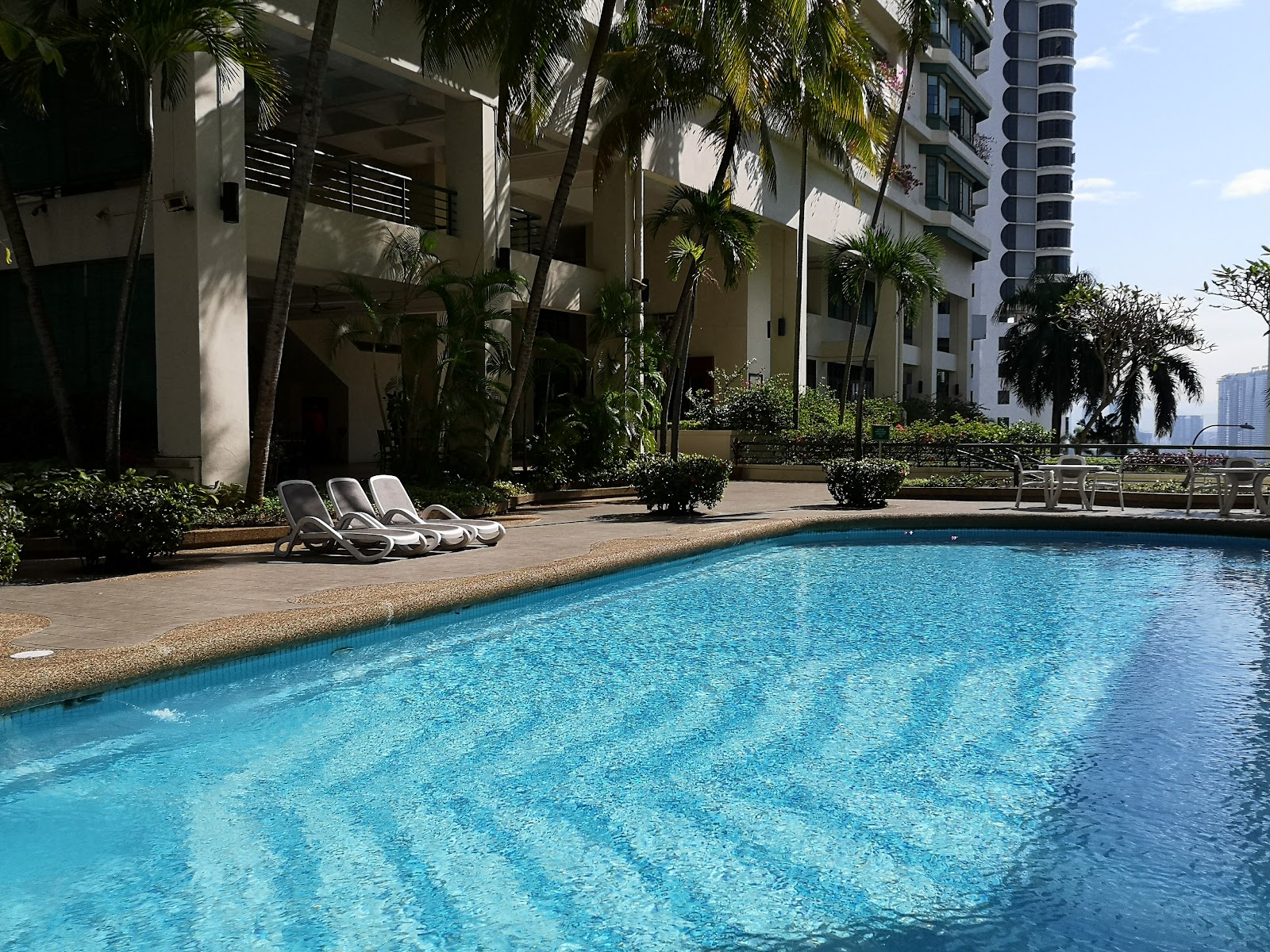 Araville Condominium gallery image 2