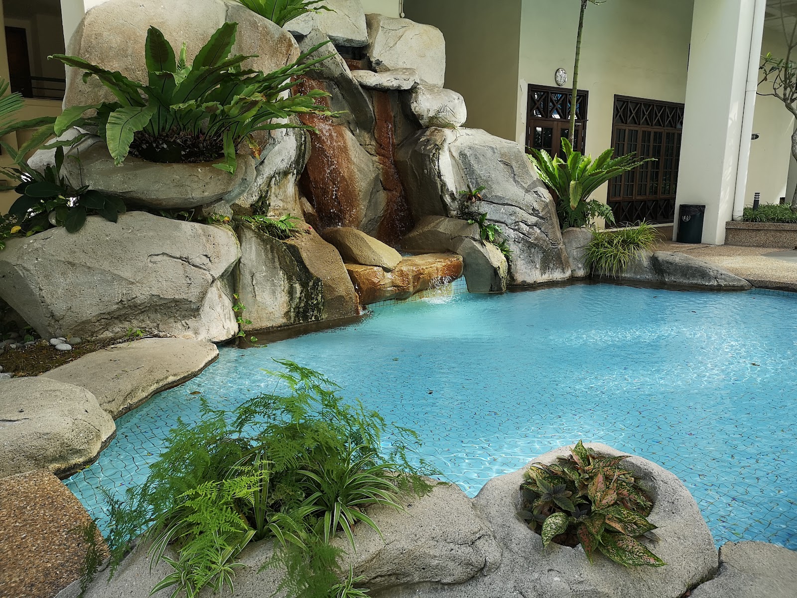 Araville Condominium gallery image 4