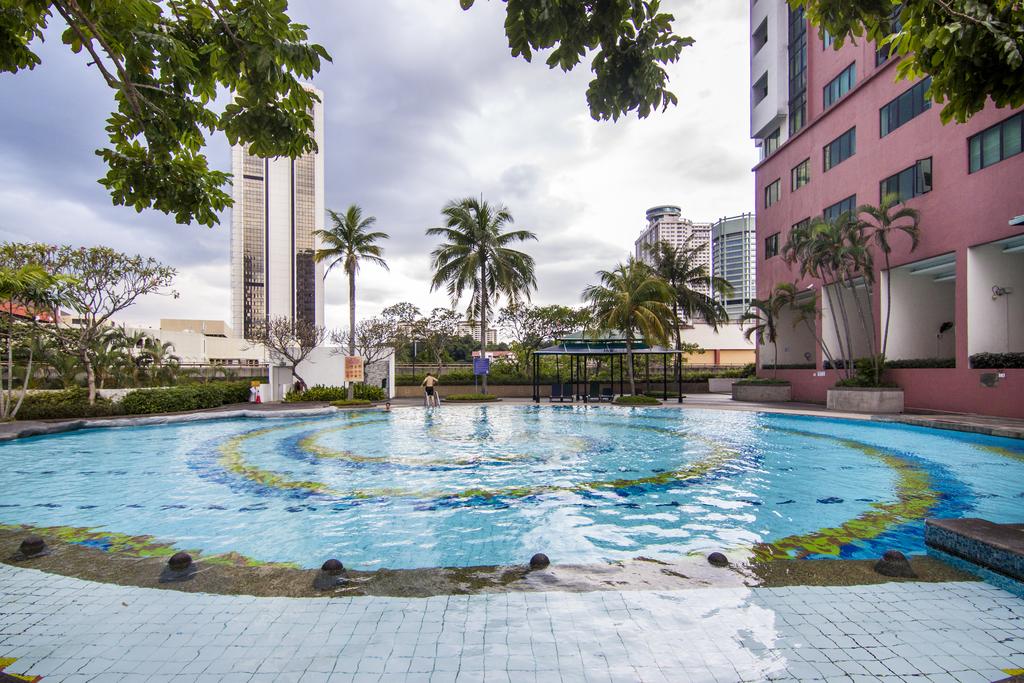 Bistari Condominium gallery image 2