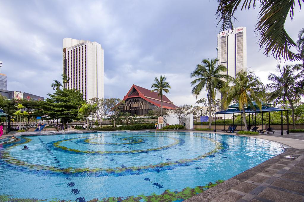 Bistari Condominium gallery image 3