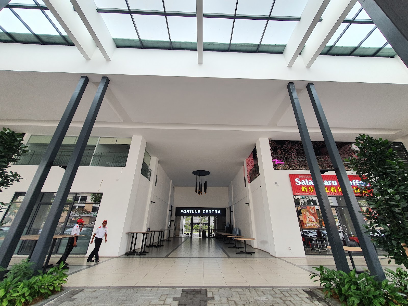 Fortune Centra Residence gallery image 2