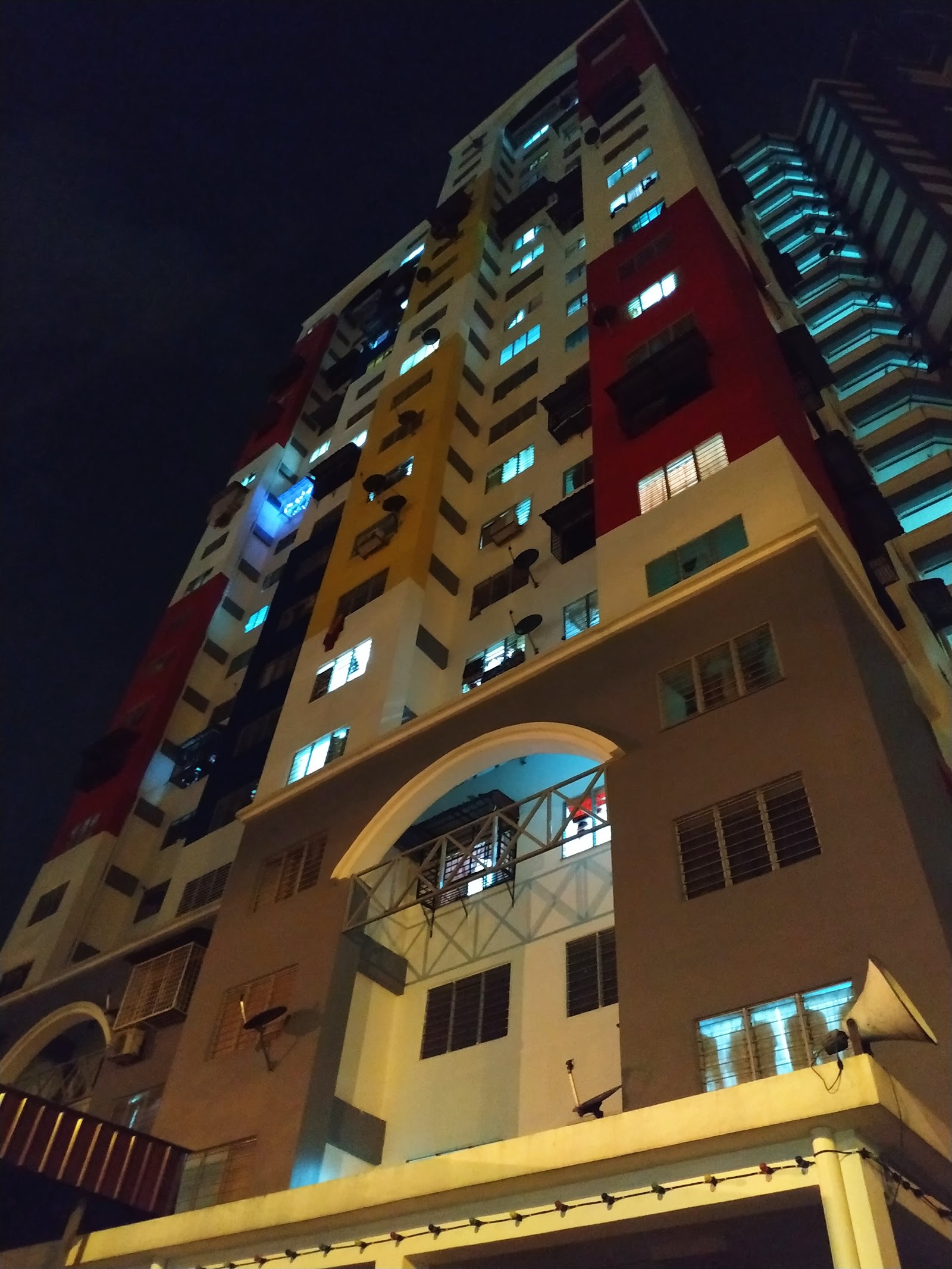 Rumah Pangsa Awam DBKL Block 43 gallery image 2